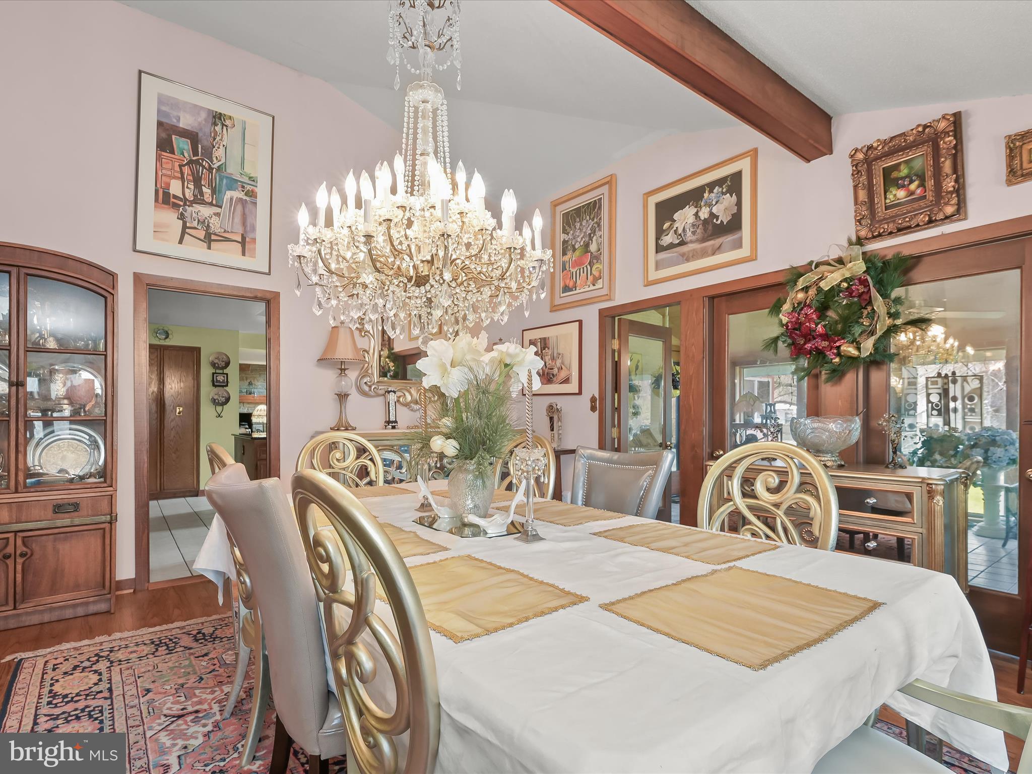 TOWN CENTER - Residential