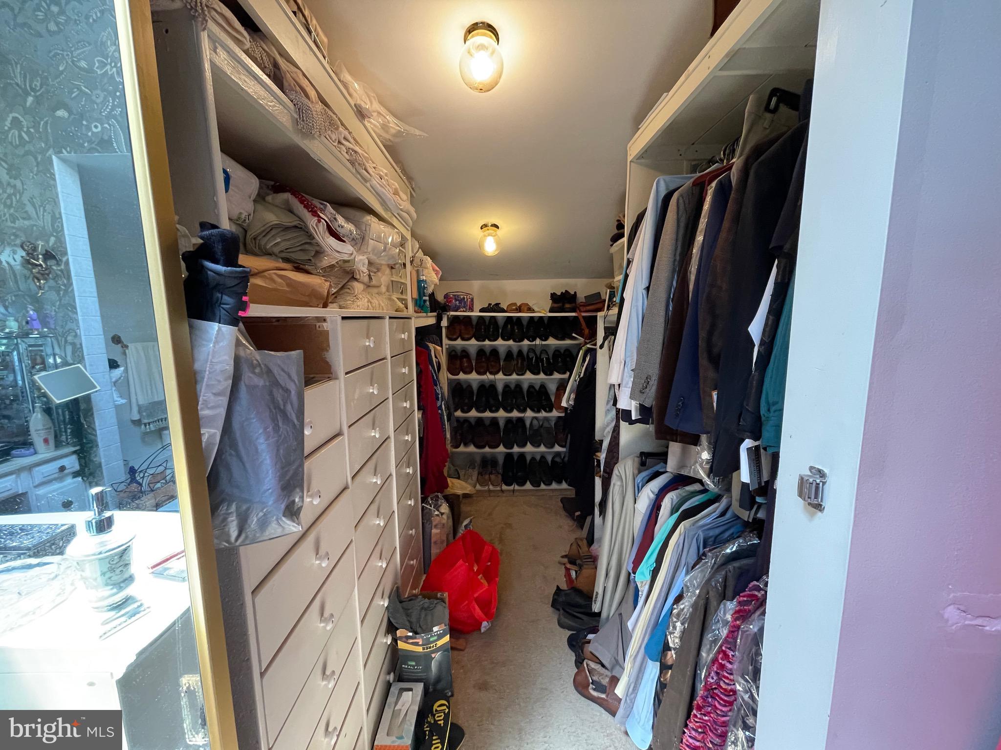 TOWN CENTER - Residential