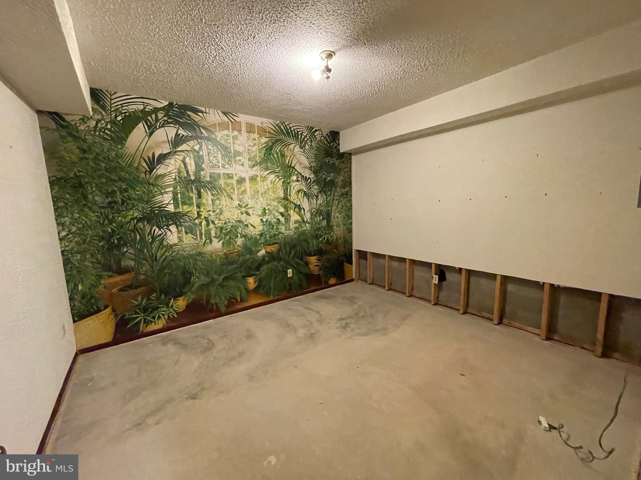 TOWN CENTER - Residential