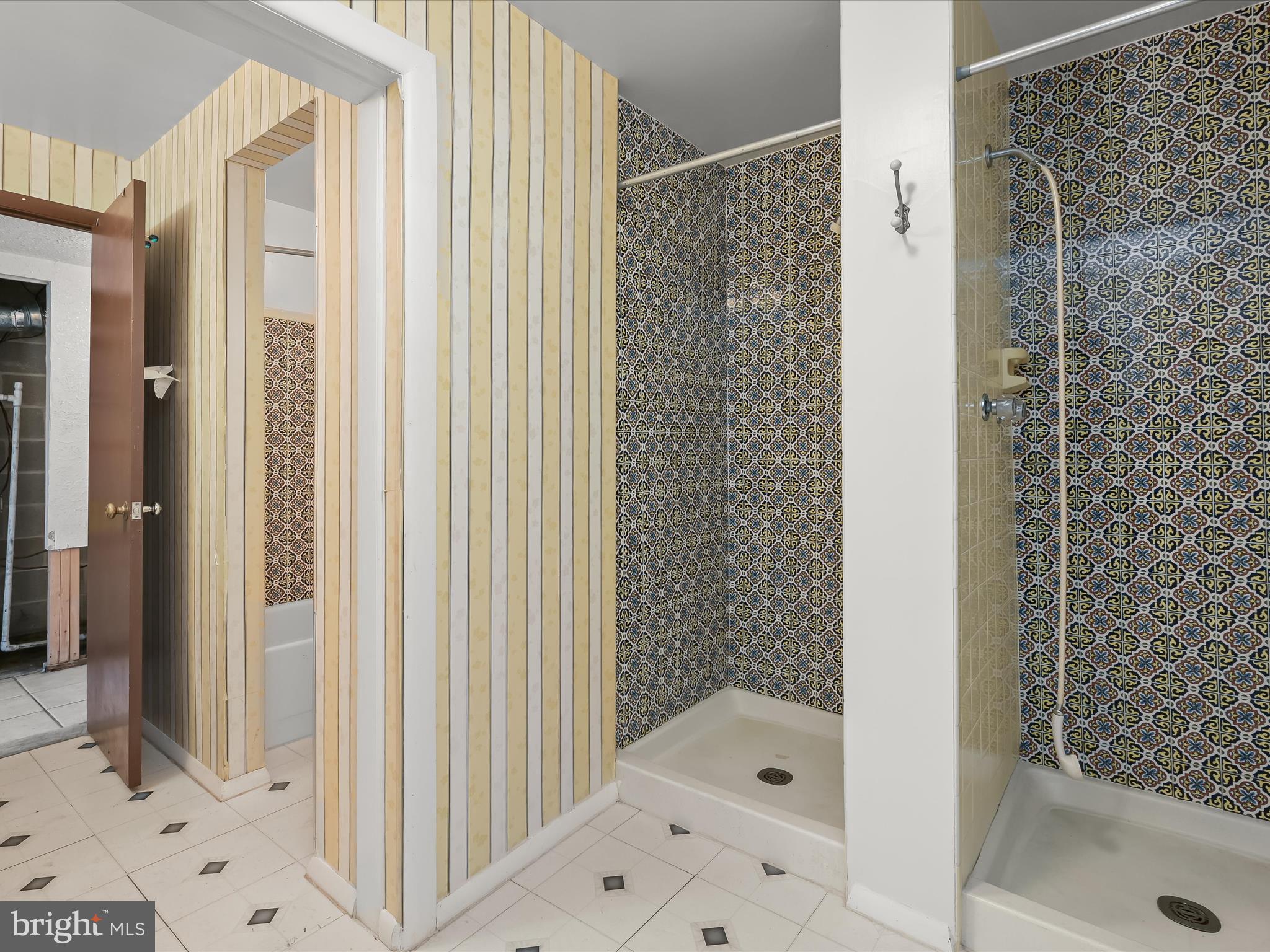 TOWN CENTER - Residential