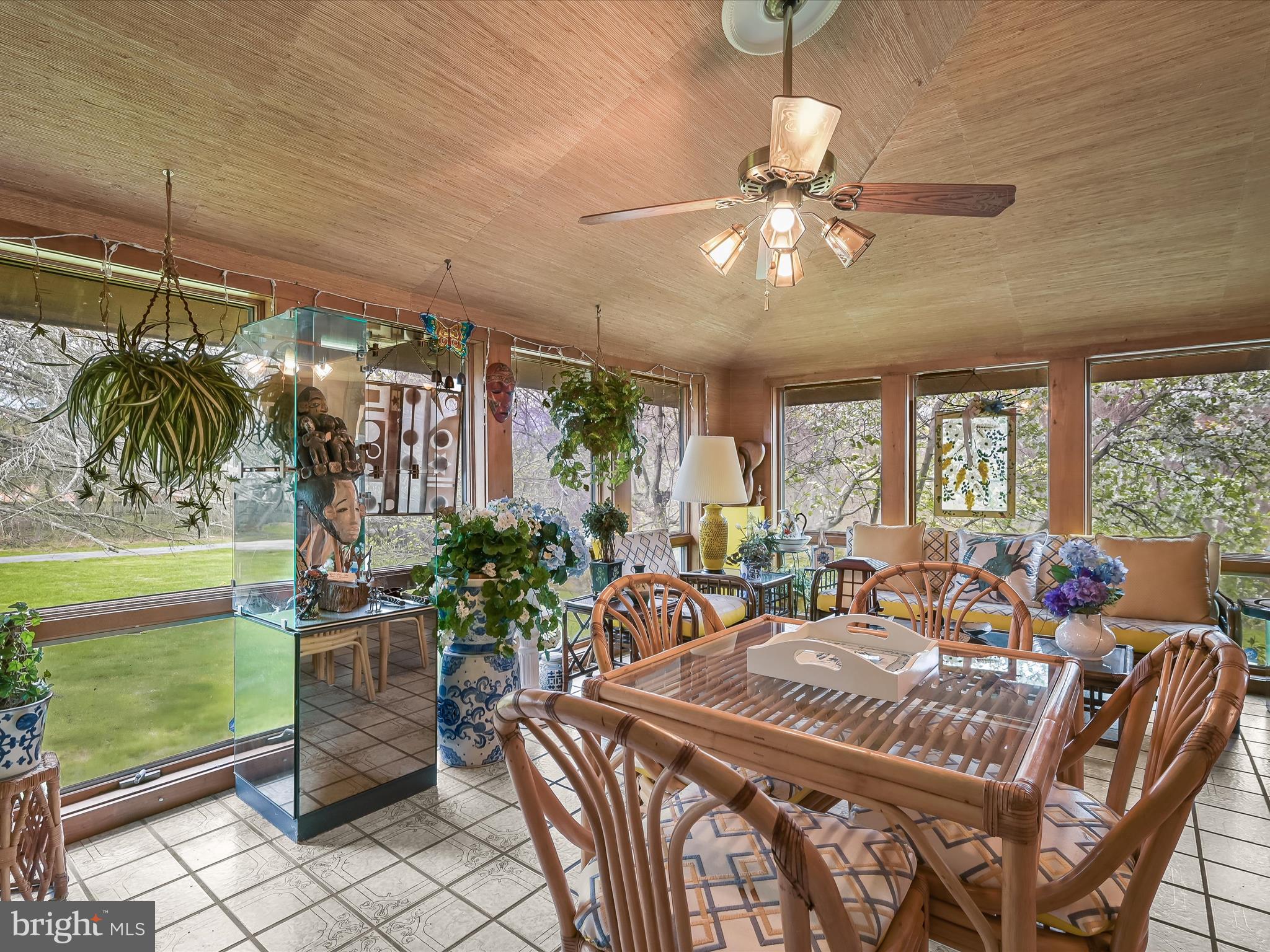 TOWN CENTER - Residential