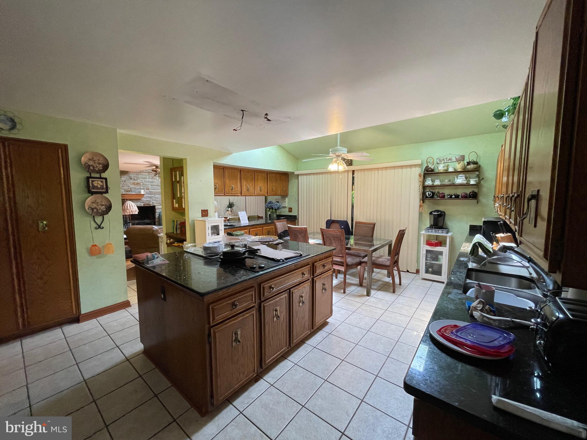 TOWN CENTER - Residential