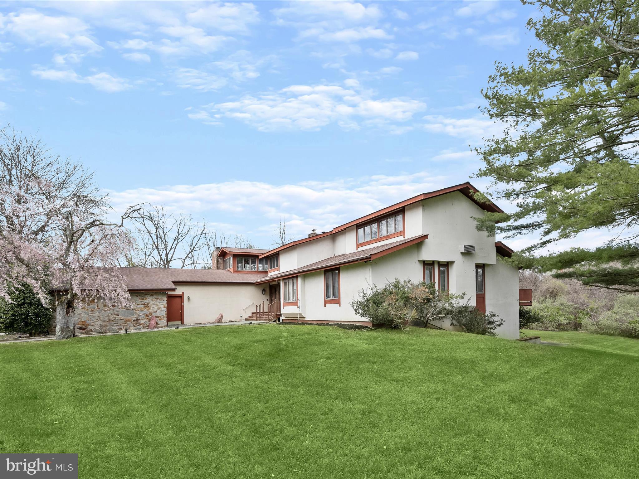 TOWN CENTER - Residential