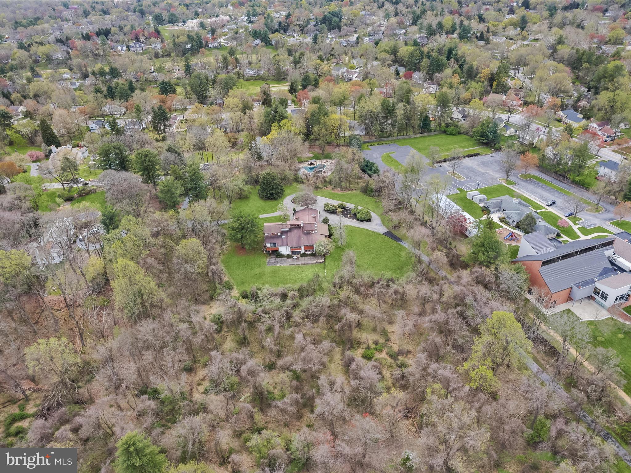 TOWN CENTER - Residential