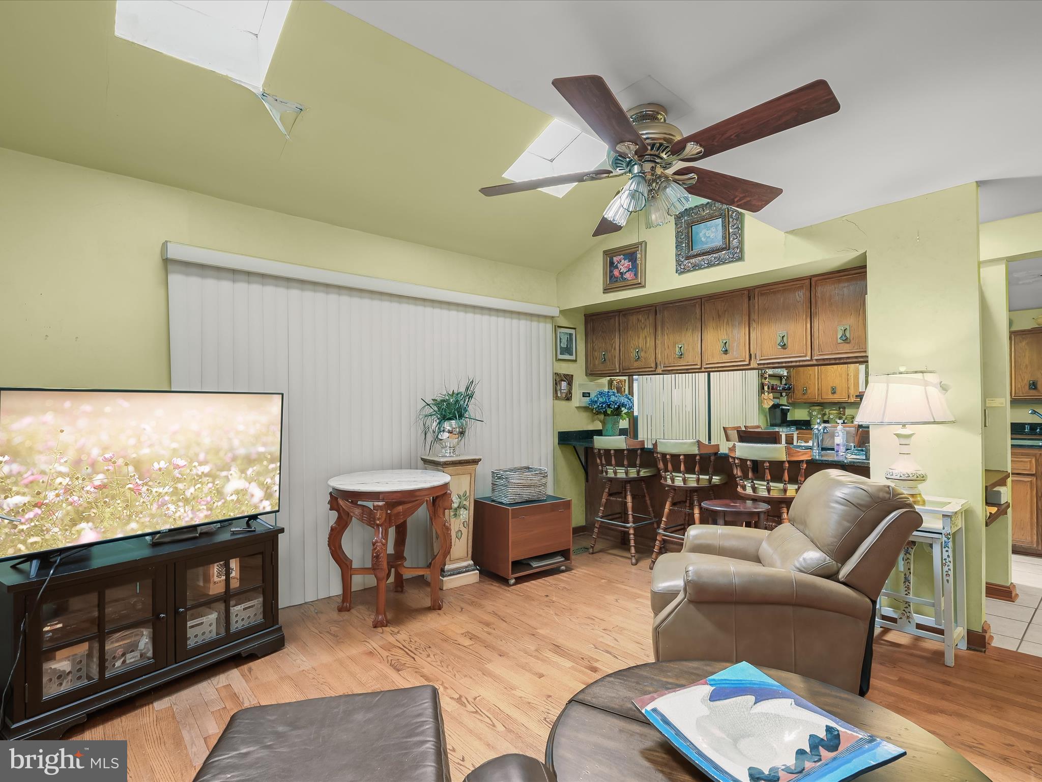 TOWN CENTER - Residential