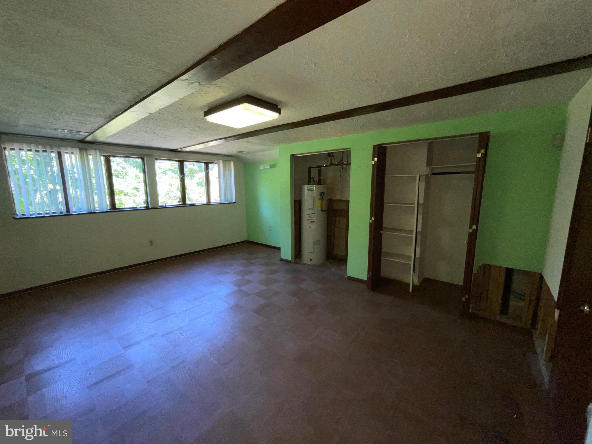 TOWN CENTER - Residential