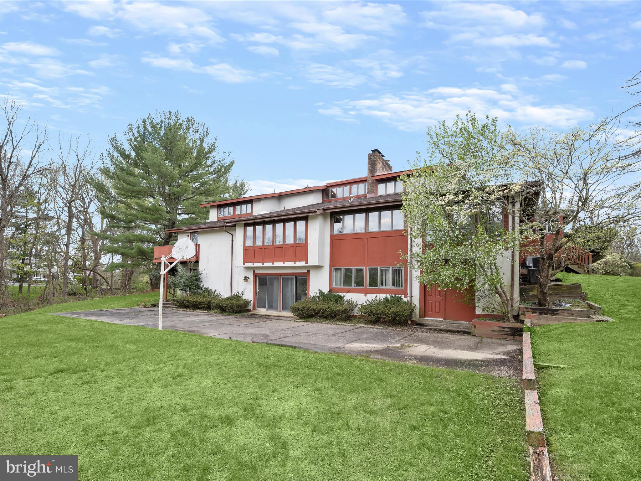 TOWN CENTER - Residential