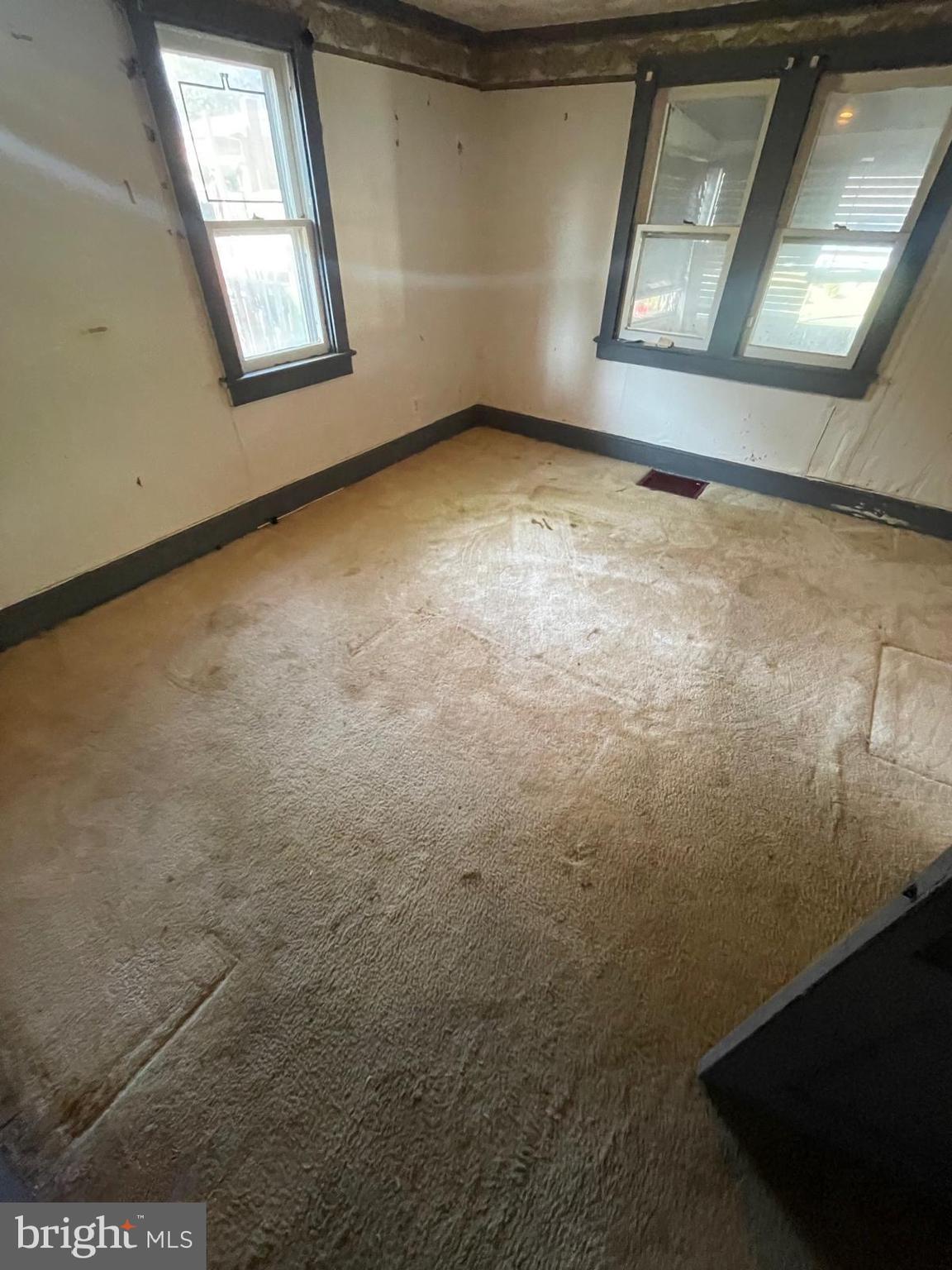 CAPITOL HEIGHTS - Residential