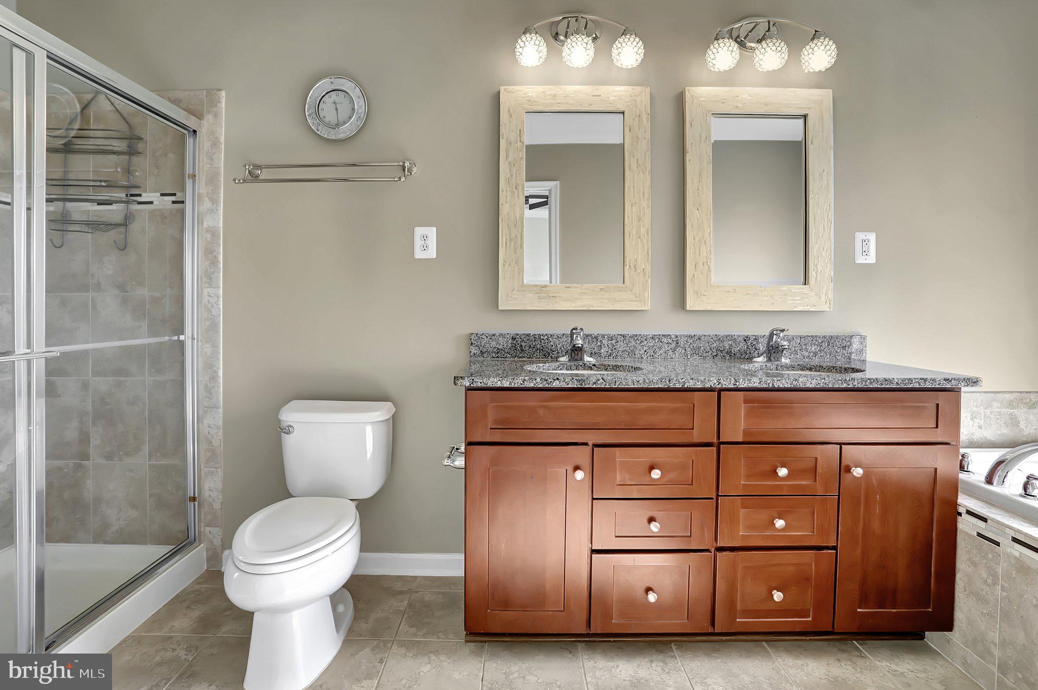 OAKLAWN - Residential