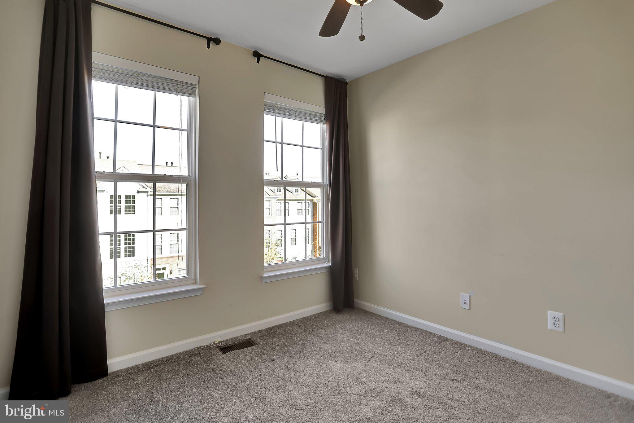 OAKLAWN - Residential