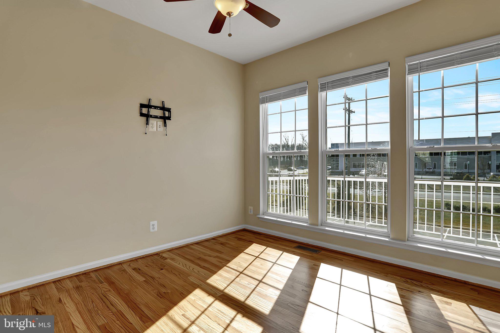 OAKLAWN - Residential