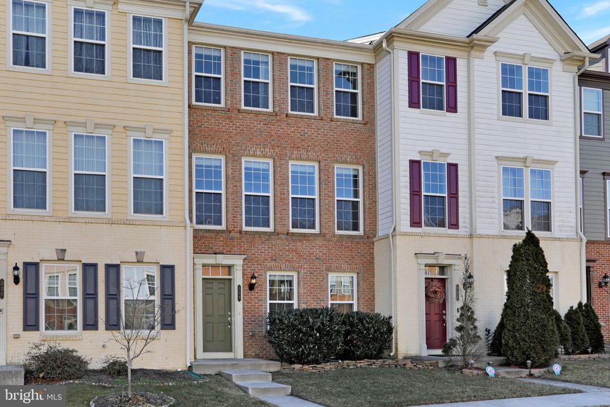 Now Available in Oaklawn! Three-level 2 car rear facing garage with 4 bedrooms and 3.5 baths.  Gorgeous refinished hardwood floors on main level, primary bedroom with updated bath, and neutral paint throughout.   The first floor features a bedroom with a full bath for guests or enjoy as your home office, media room, etc.  Enjoy your morning breakfast just off your kitchen balcony with Southern Exposure.   Convenient to Village of Leesburg shopping and restaurants at Village of Leesburg, Leesburg outlets and minutes from downtown Historic Leesburg.  Easy commuter access, less than 1 mile to Dulles Greenway.    Trash, recycling, and road maintenance is serviced by the Town of Leesburg.  New Roof in 2020.