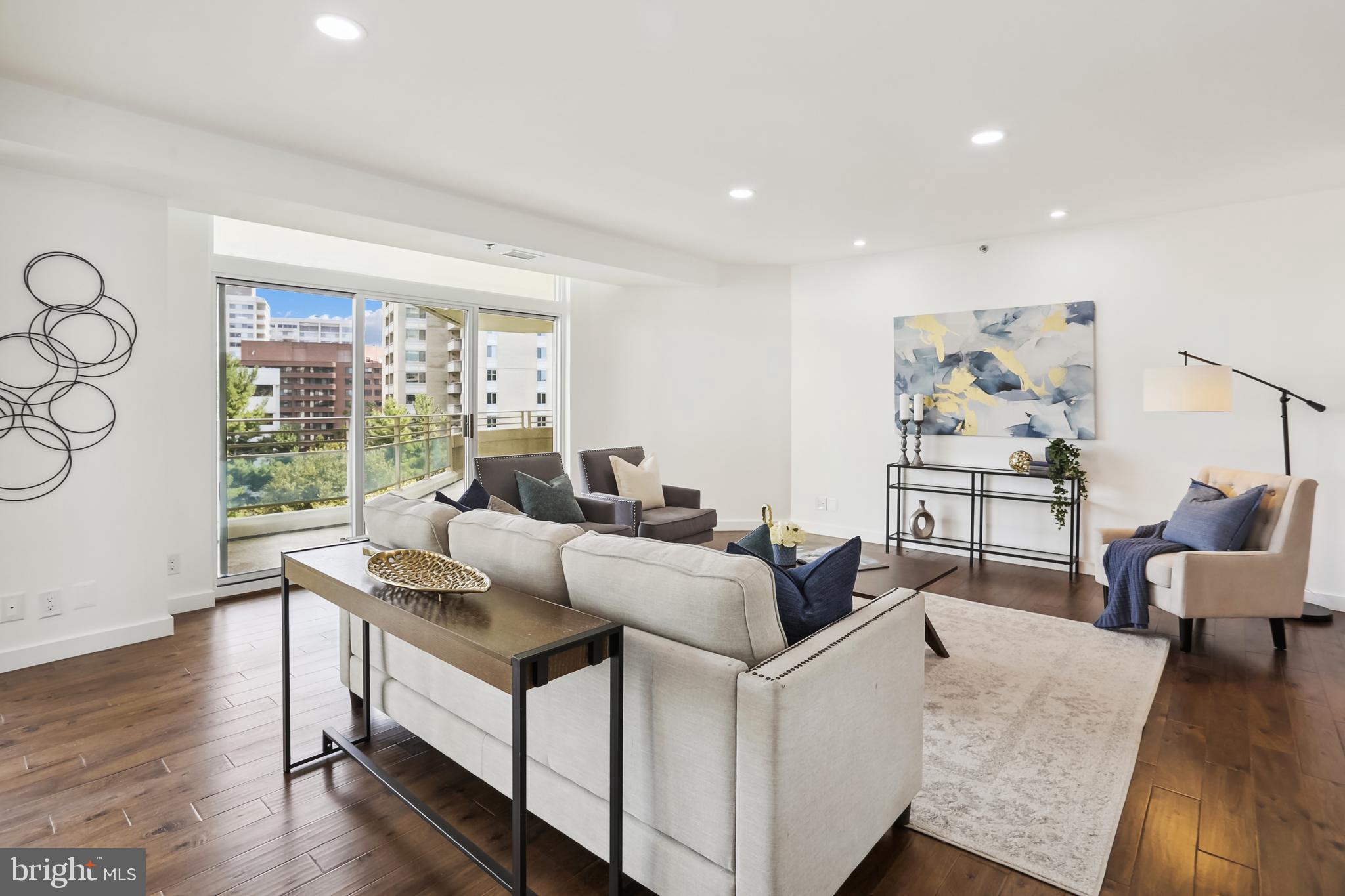 SOMERSET HOUSE CONDOS - Residential