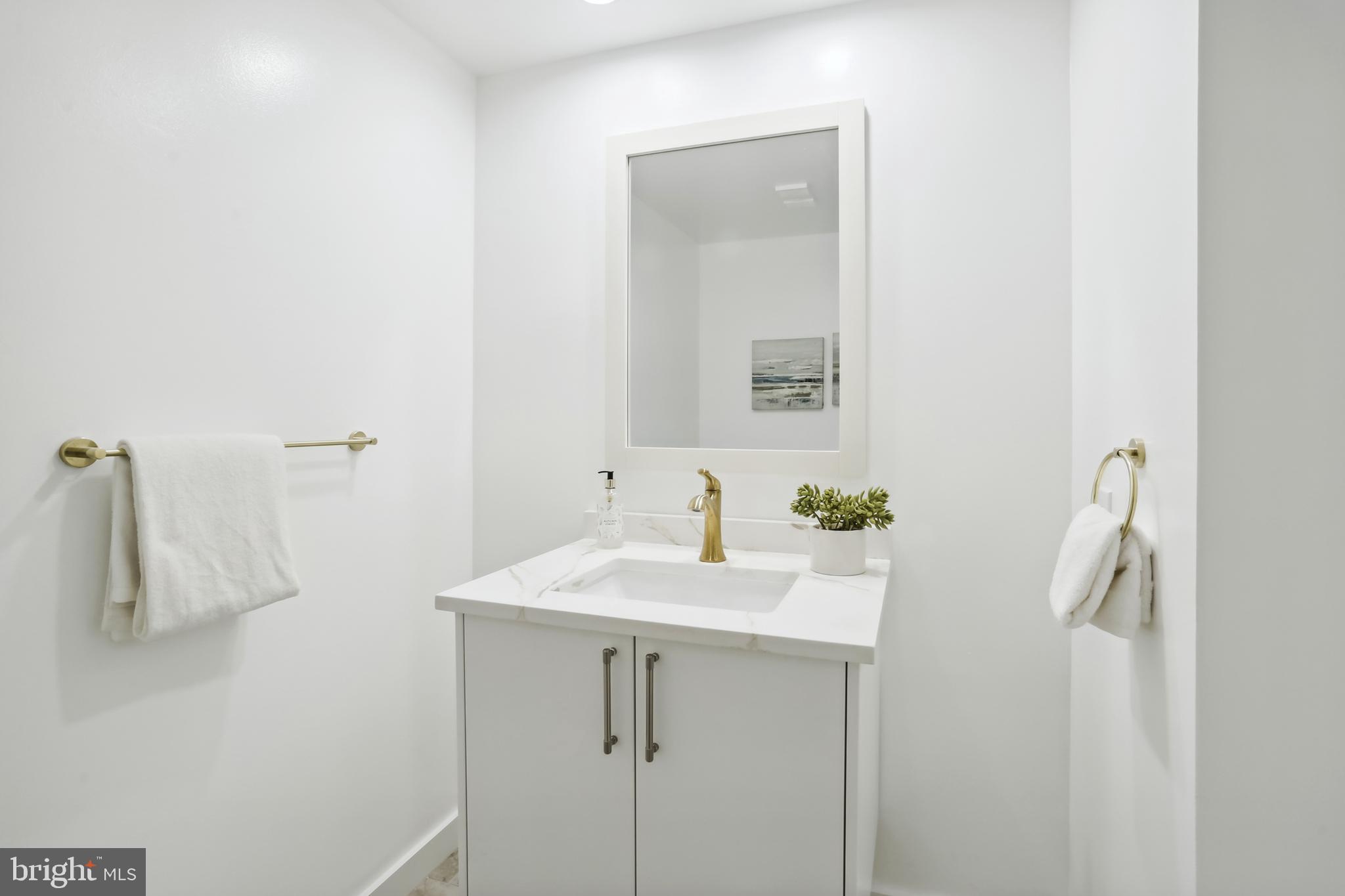 SOMERSET HOUSE CONDOS - Residential