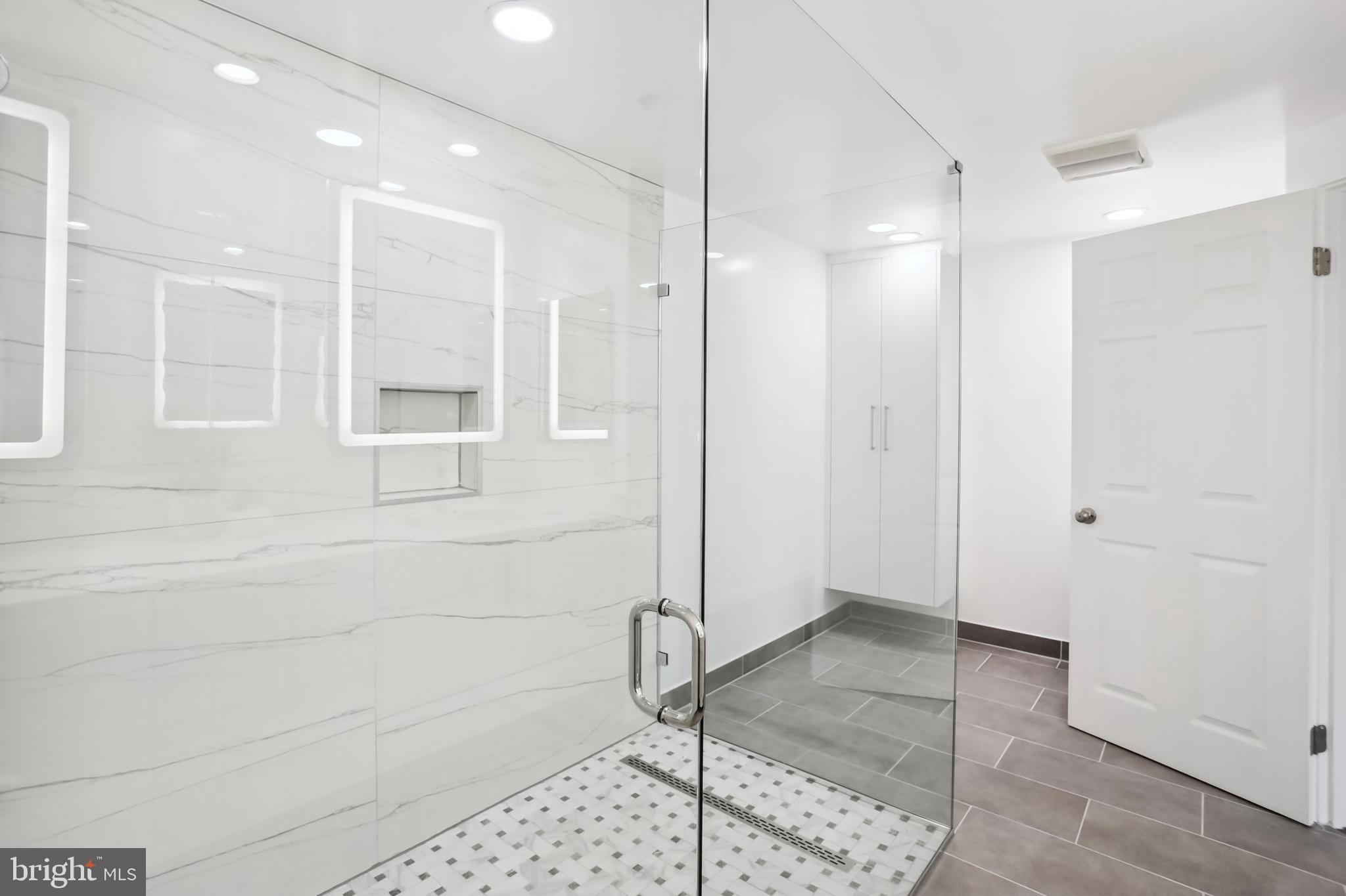 SOMERSET HOUSE CONDOS - Residential