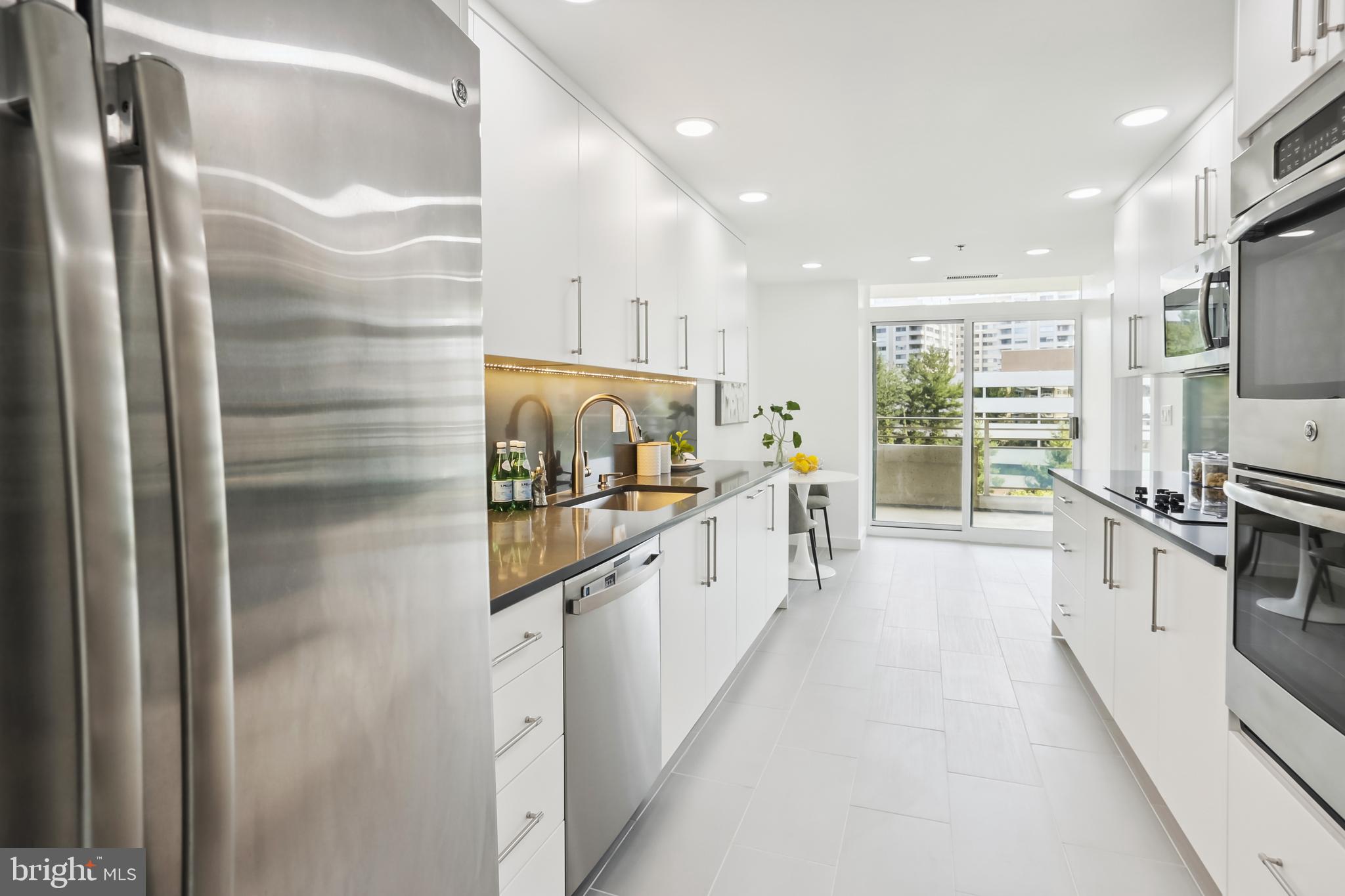 SOMERSET HOUSE CONDOS - Residential