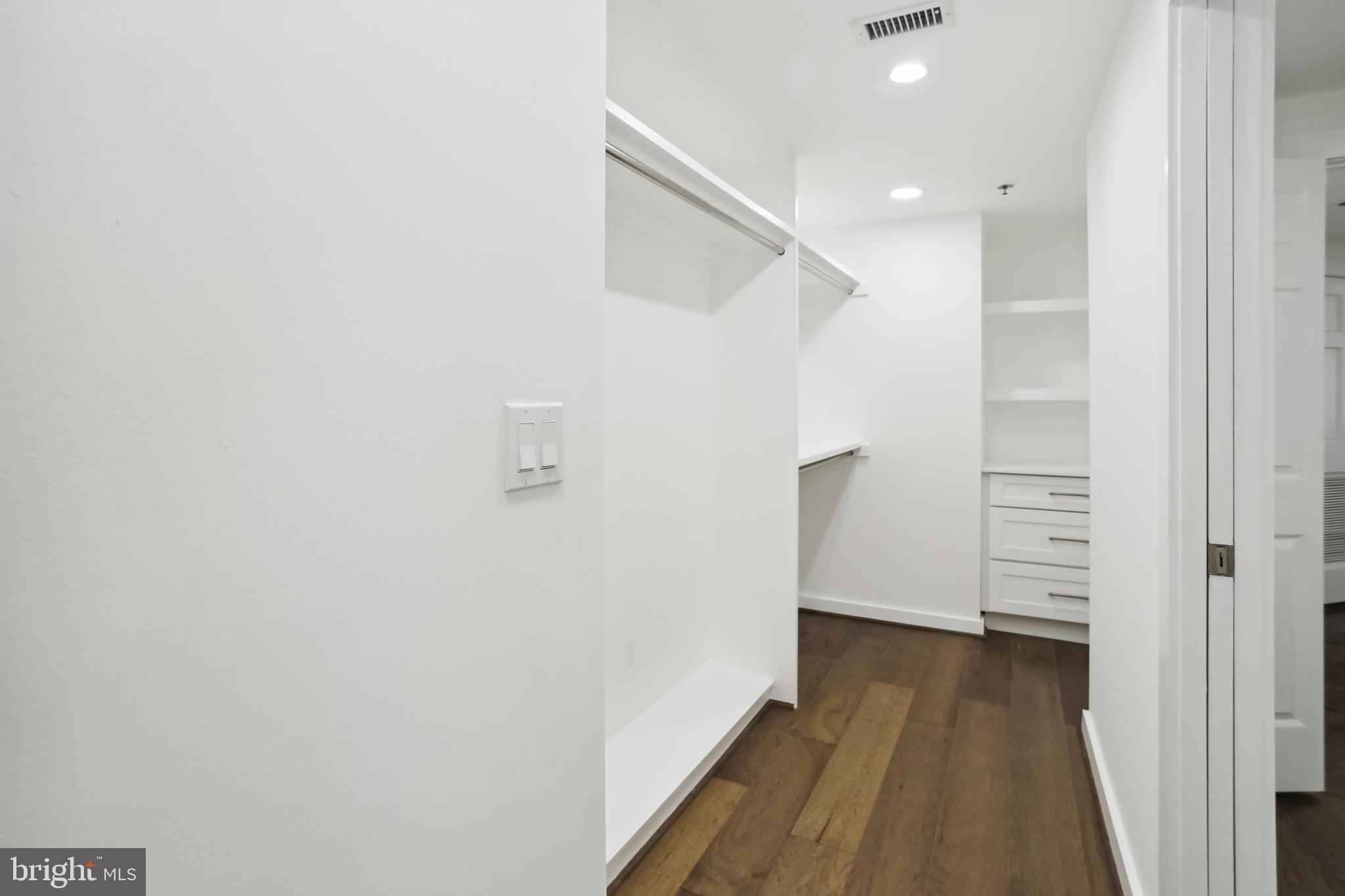 SOMERSET HOUSE CONDOS - Residential