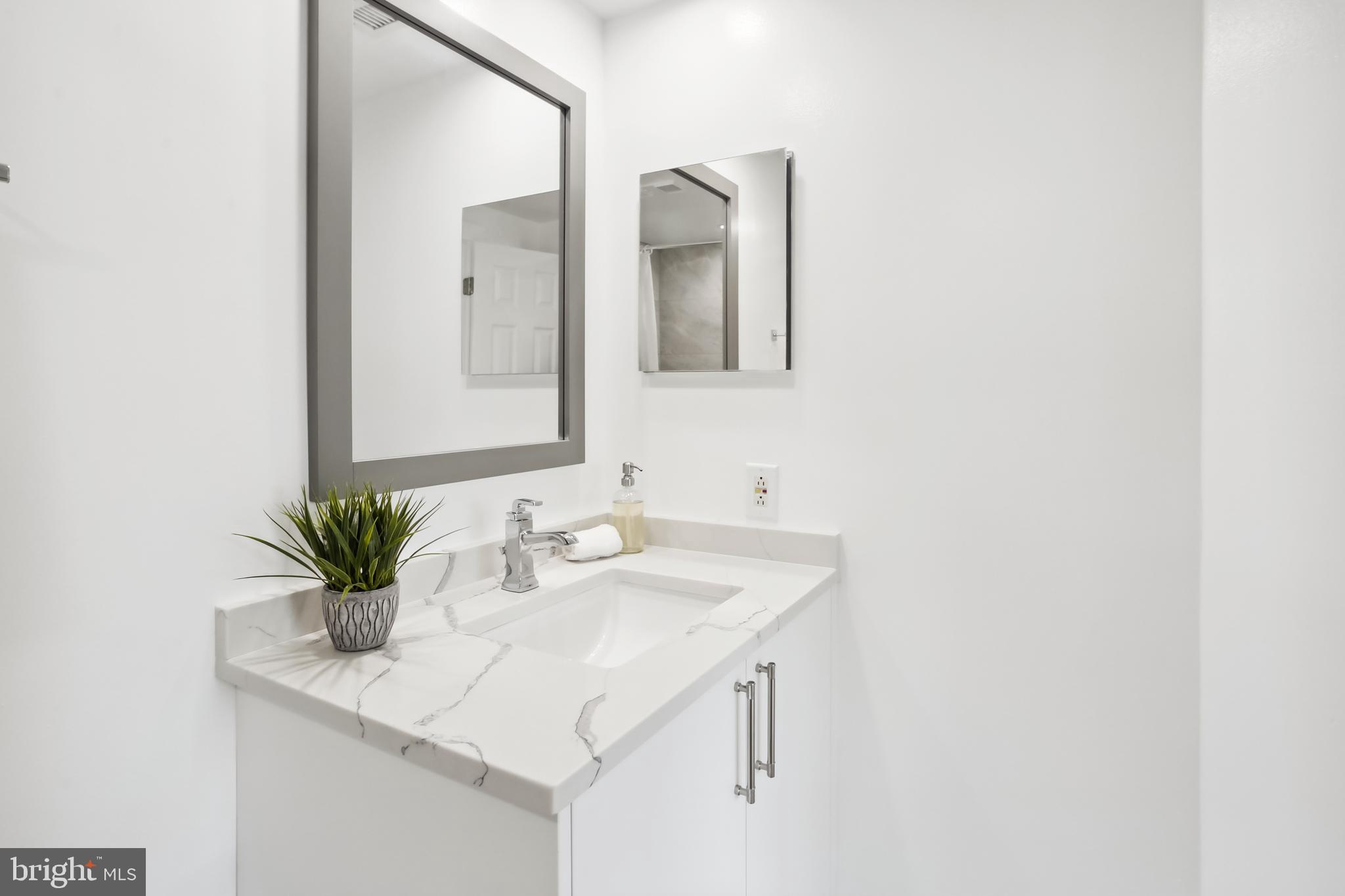 SOMERSET HOUSE CONDOS - Residential