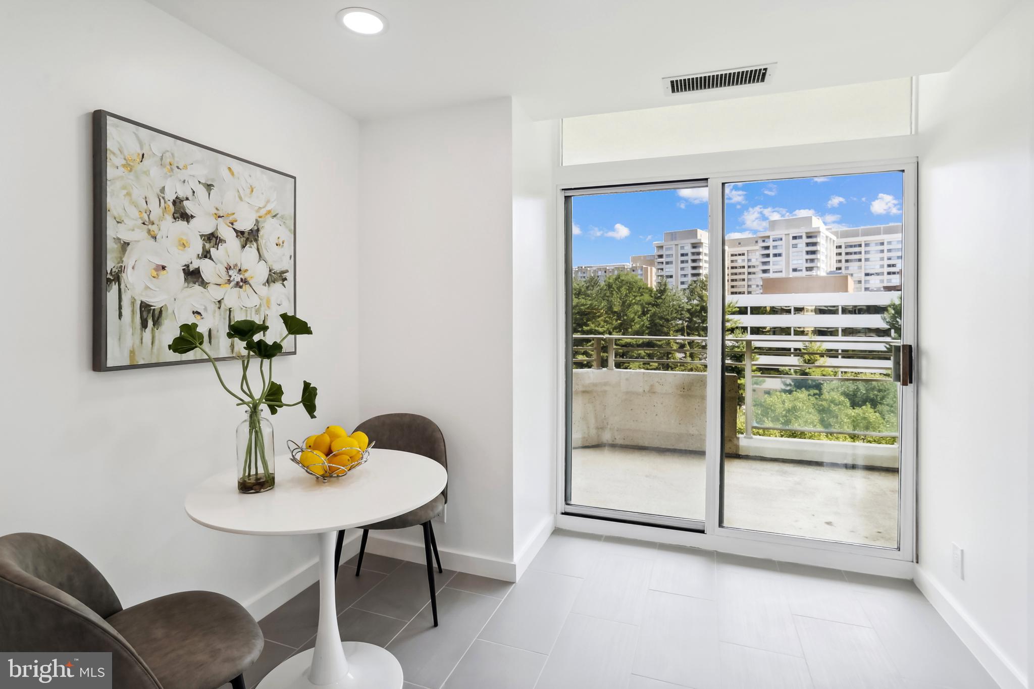 SOMERSET HOUSE CONDOS - Residential