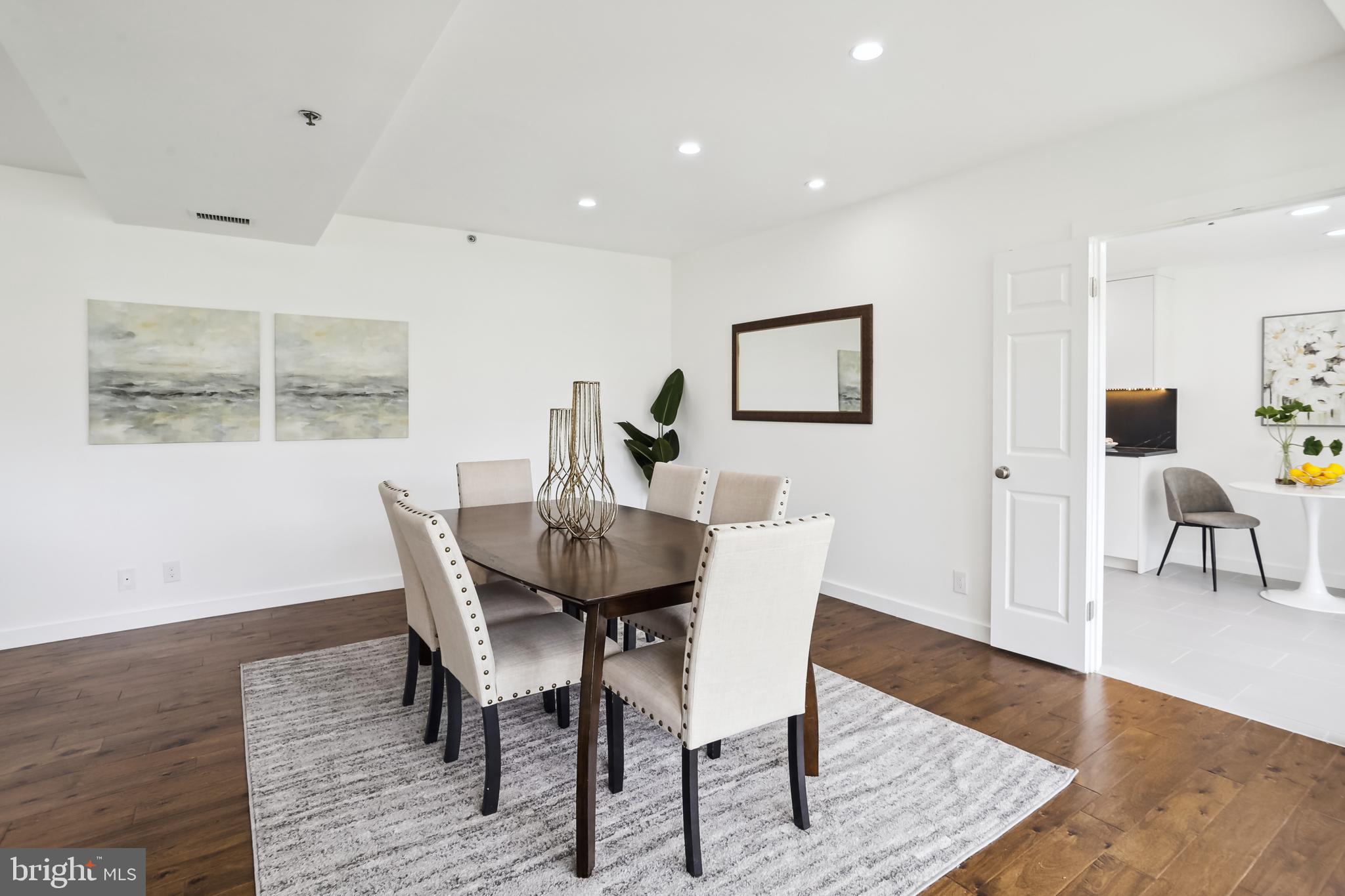 SOMERSET HOUSE CONDOS - Residential