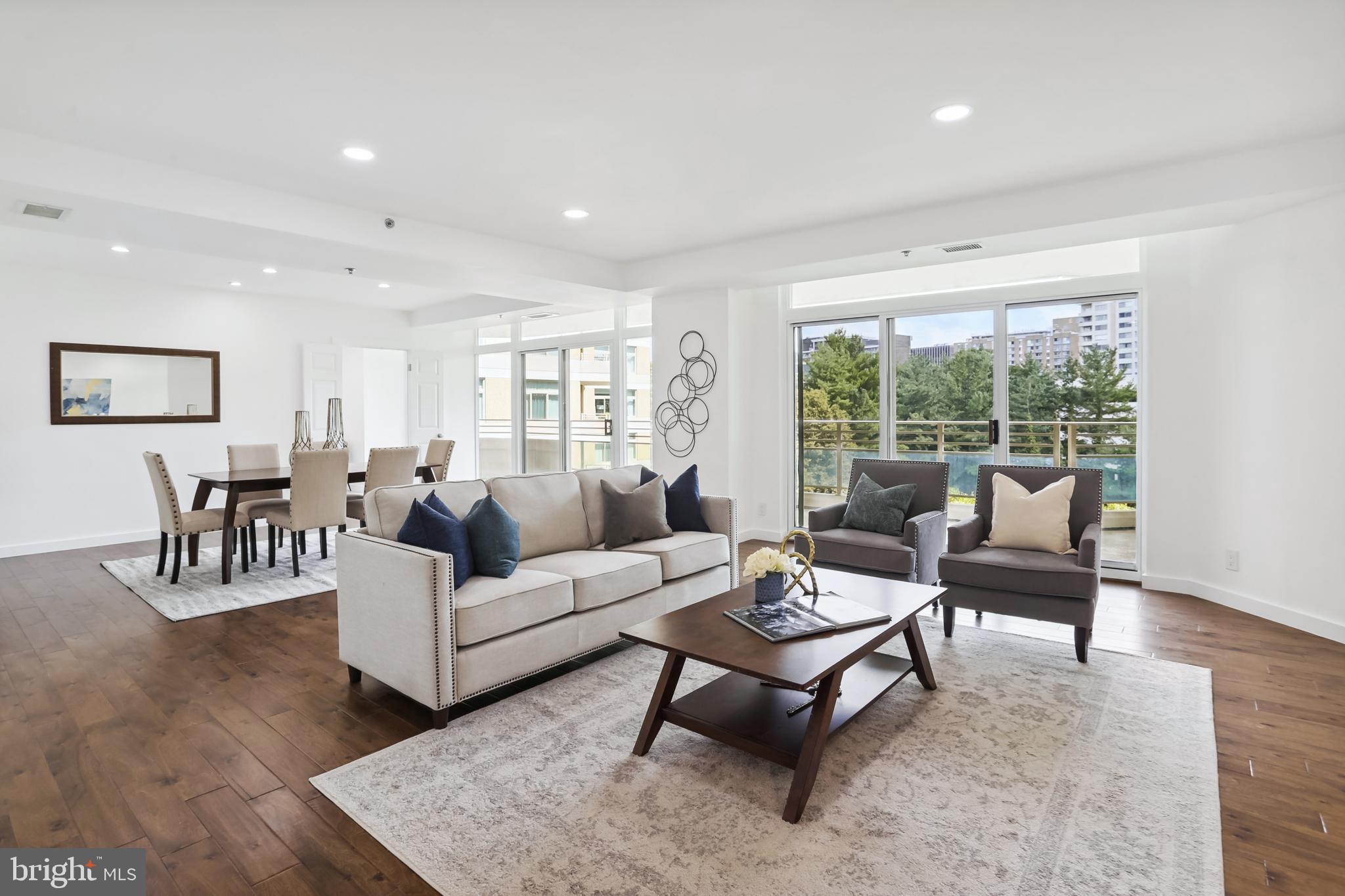 SOMERSET HOUSE CONDOS - Residential