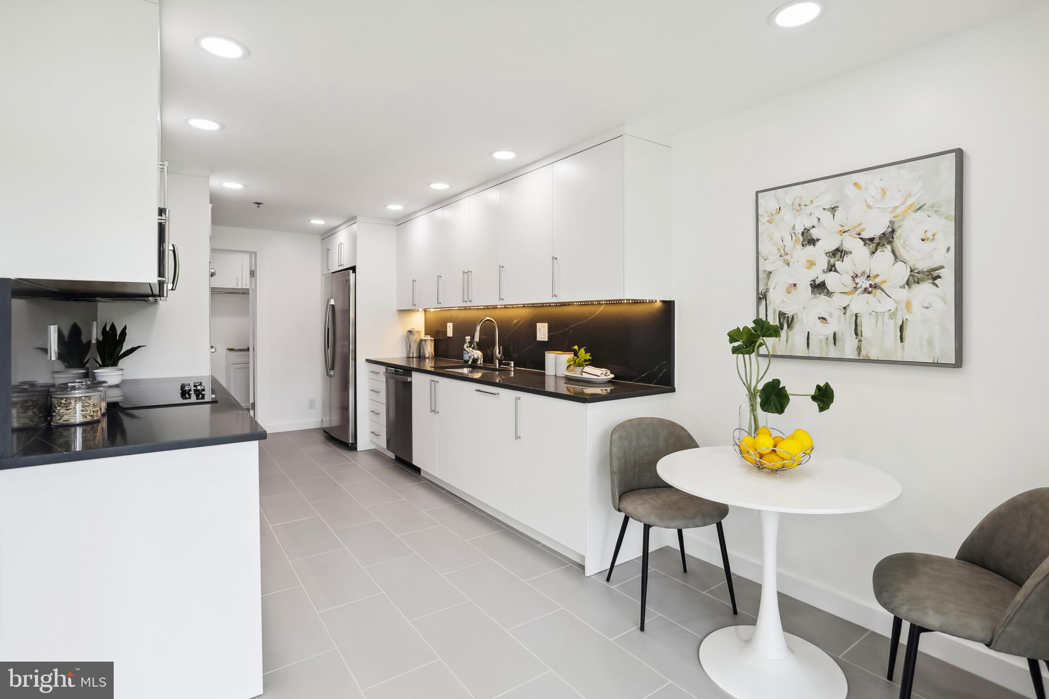 SOMERSET HOUSE CONDOS - Residential