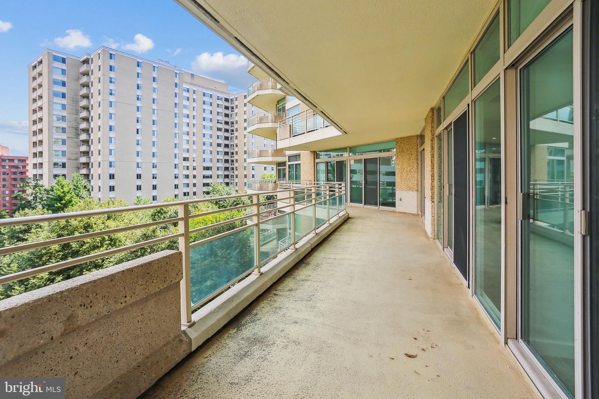 SOMERSET HOUSE CONDOS - Residential