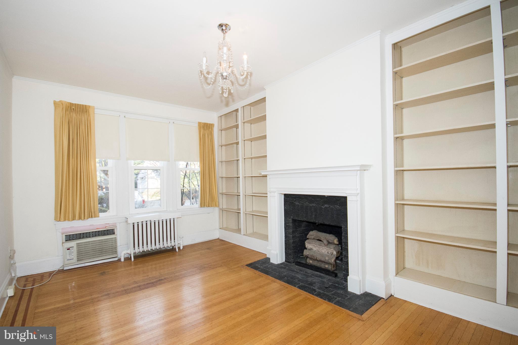 OAKENSHAWE - Residential