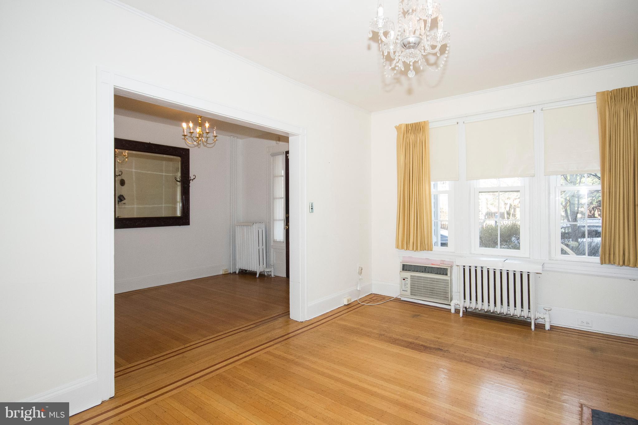 OAKENSHAWE - Residential