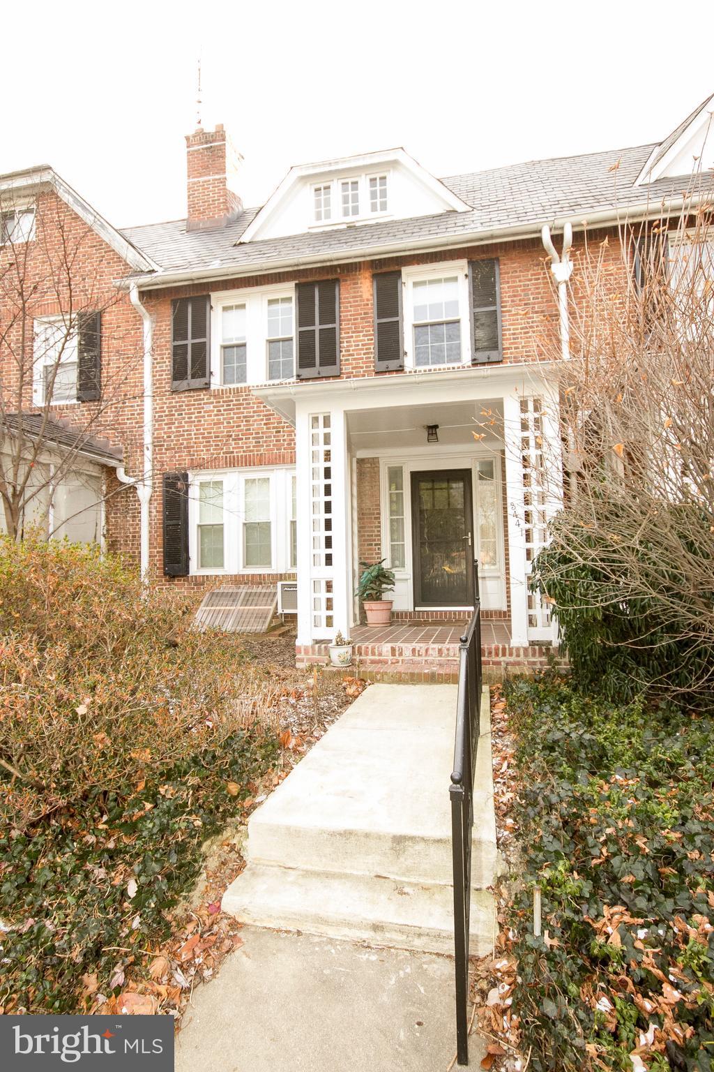 OAKENSHAWE - Residential