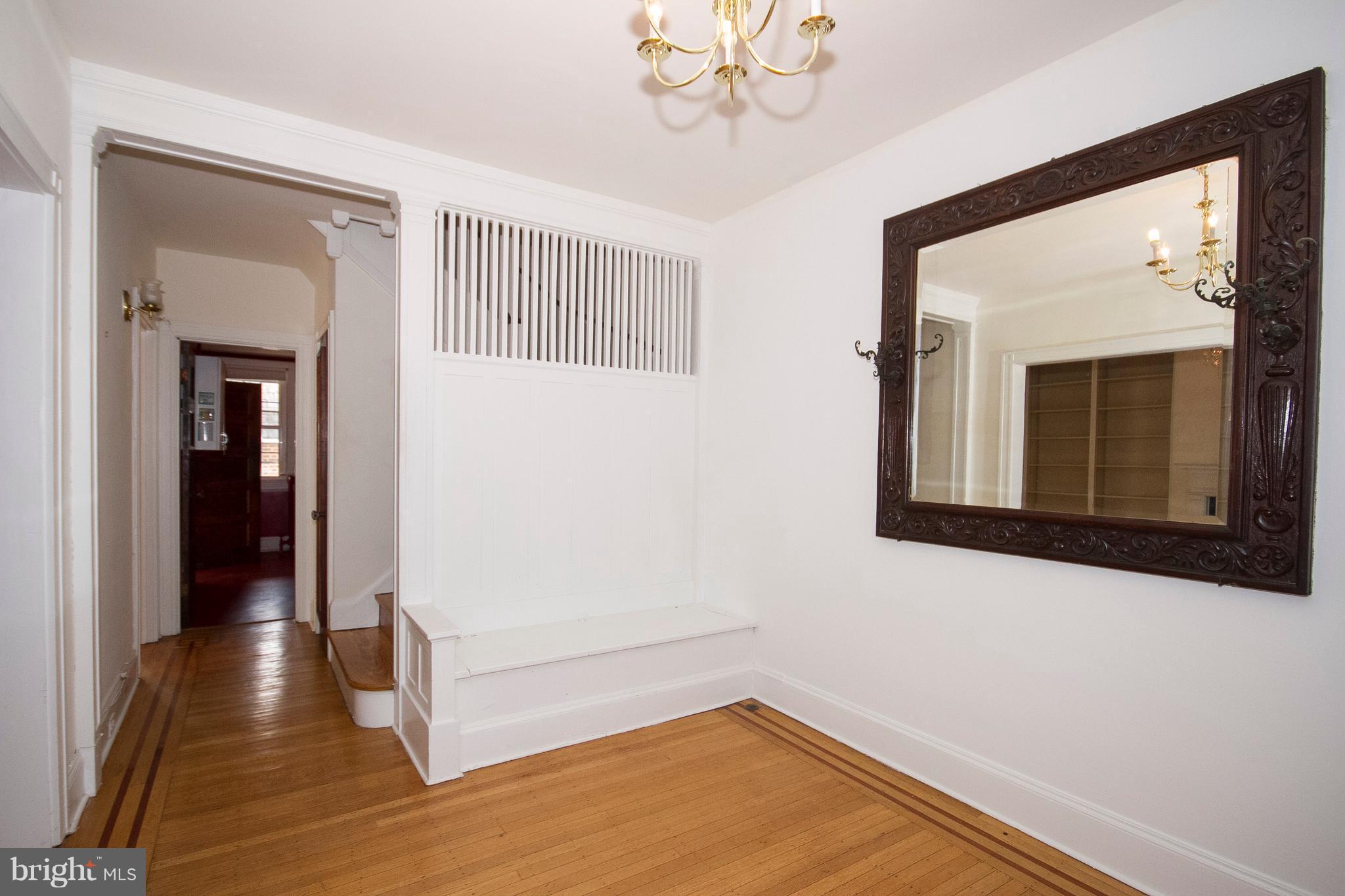 OAKENSHAWE - Residential