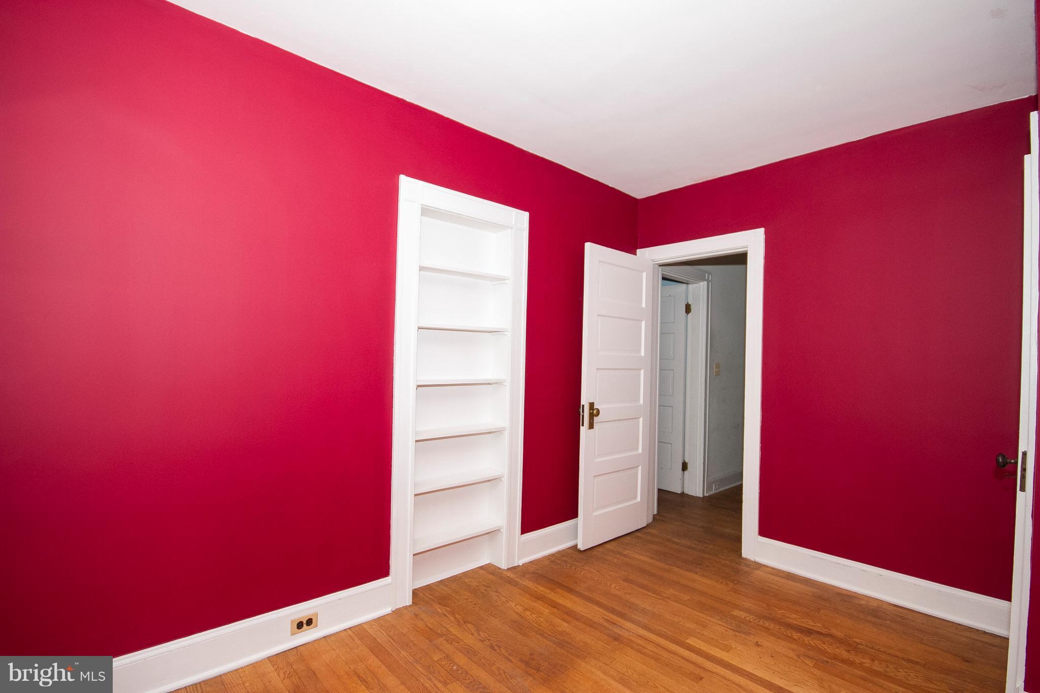 OAKENSHAWE - Residential