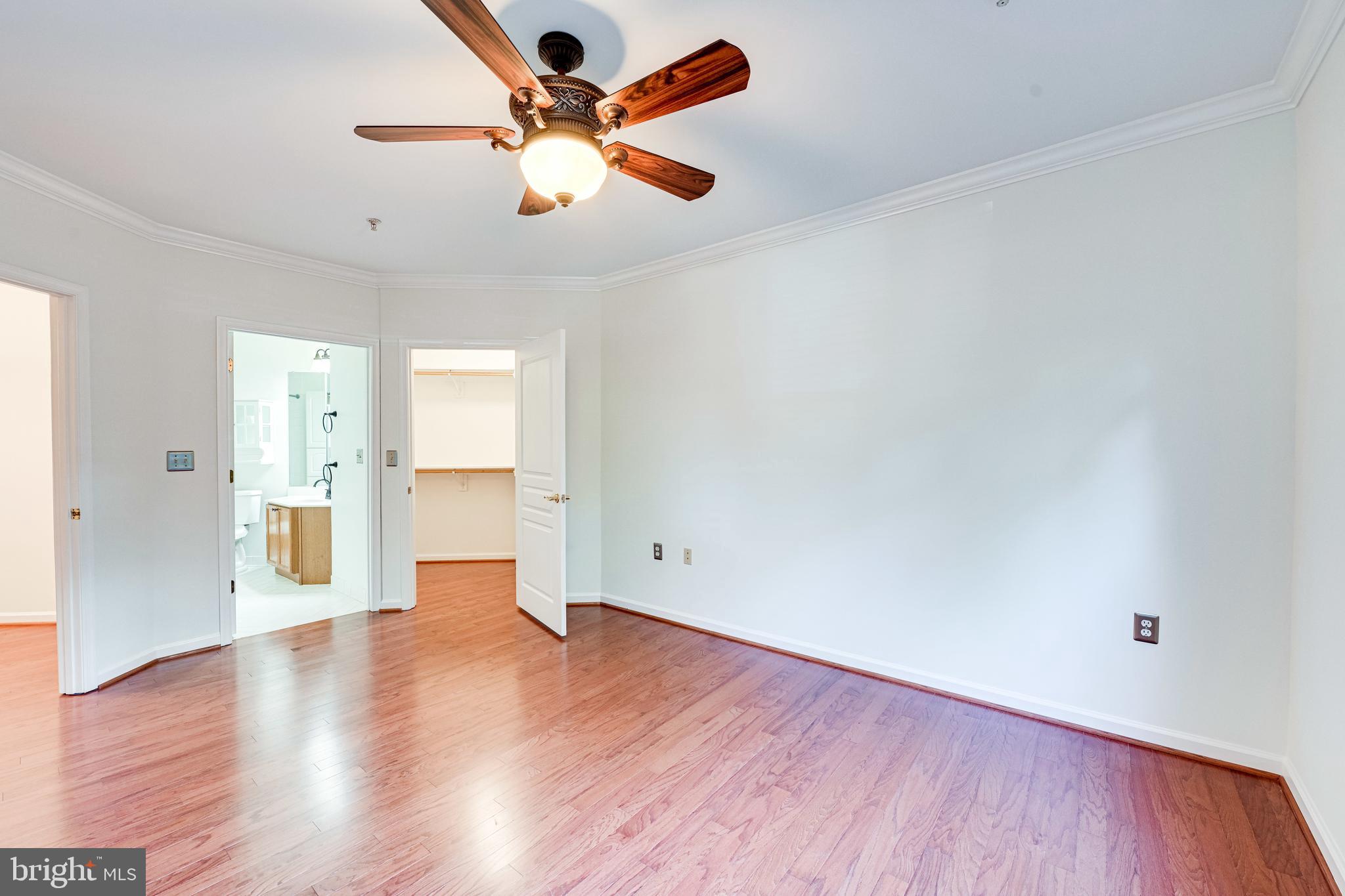 WORLDGATE CONDO - Residential