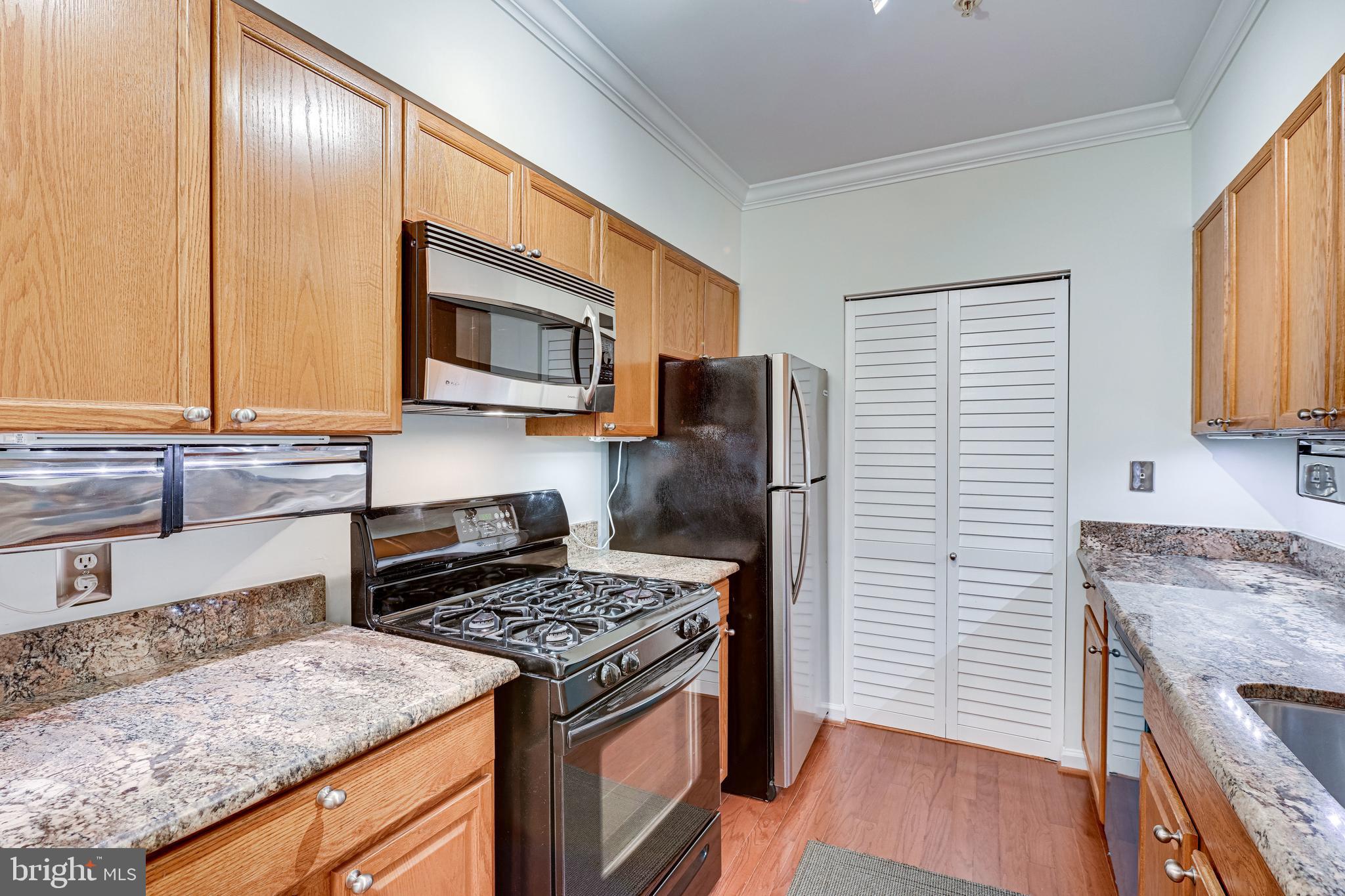 WORLDGATE CONDO - Residential