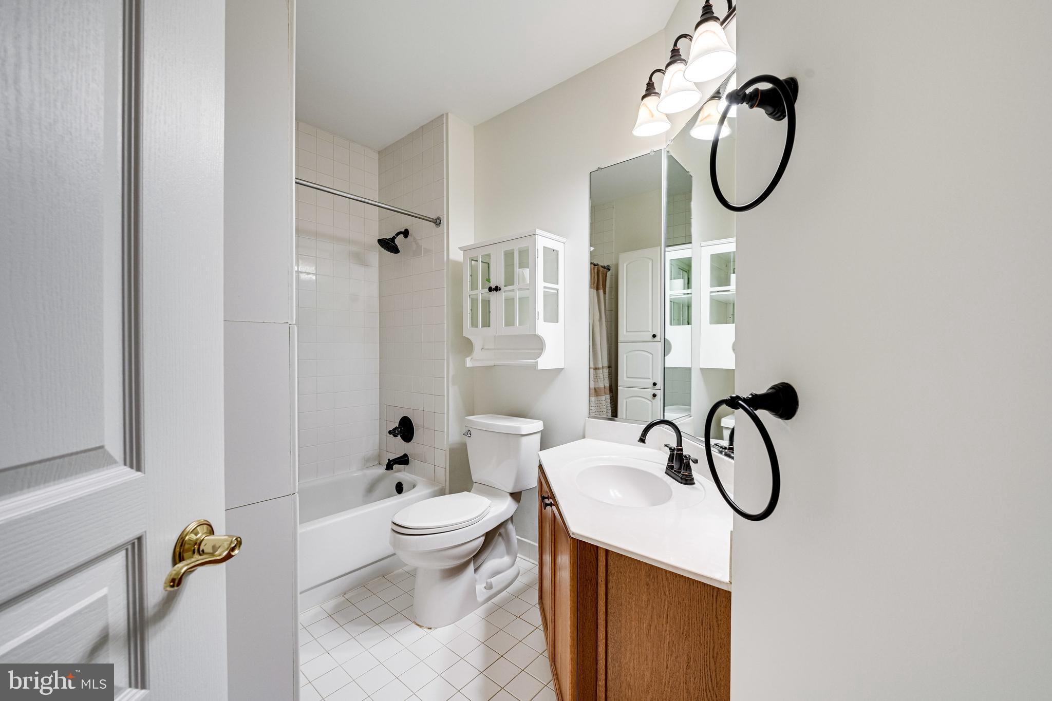 WORLDGATE CONDO - Residential