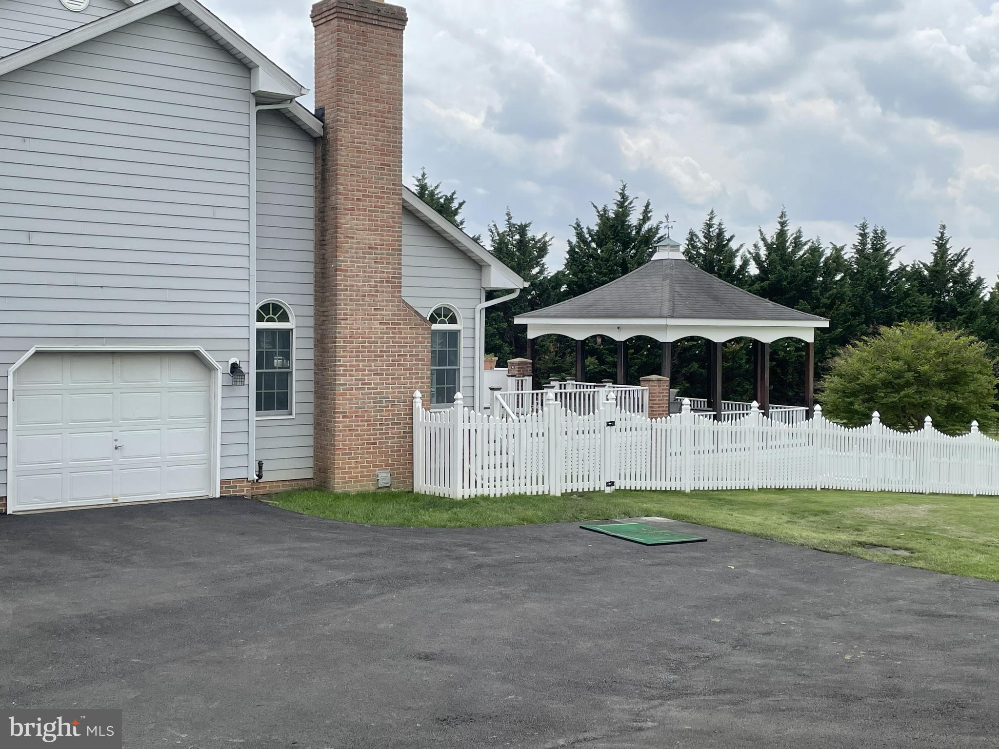 15018 SCOTTSWOOD COURT