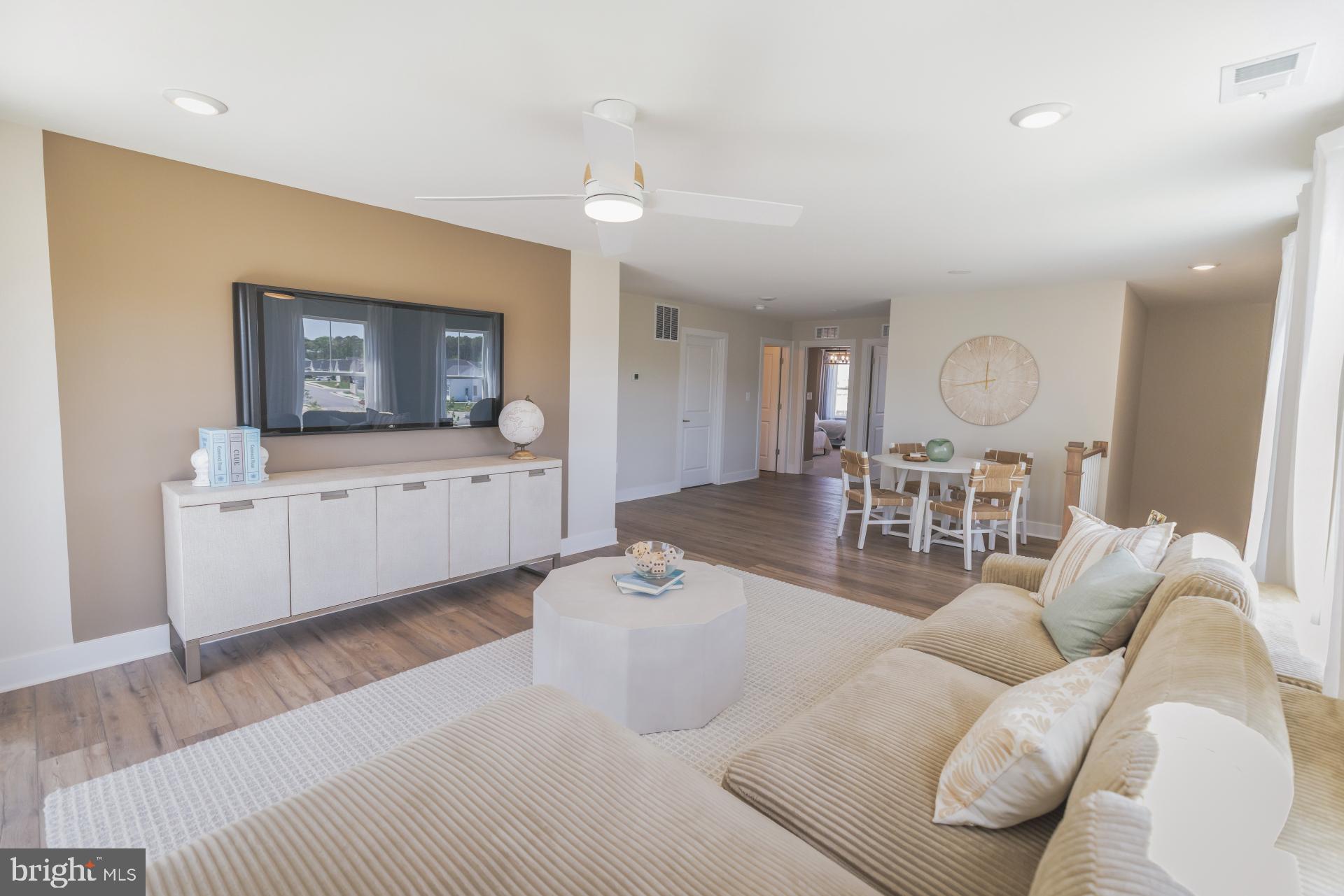 SILVER WOODS - Residential