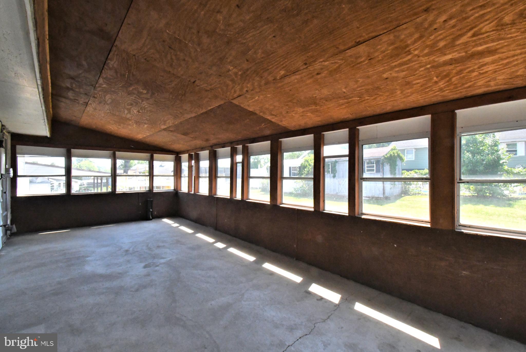 NOTTINGHAM VIL - Residential