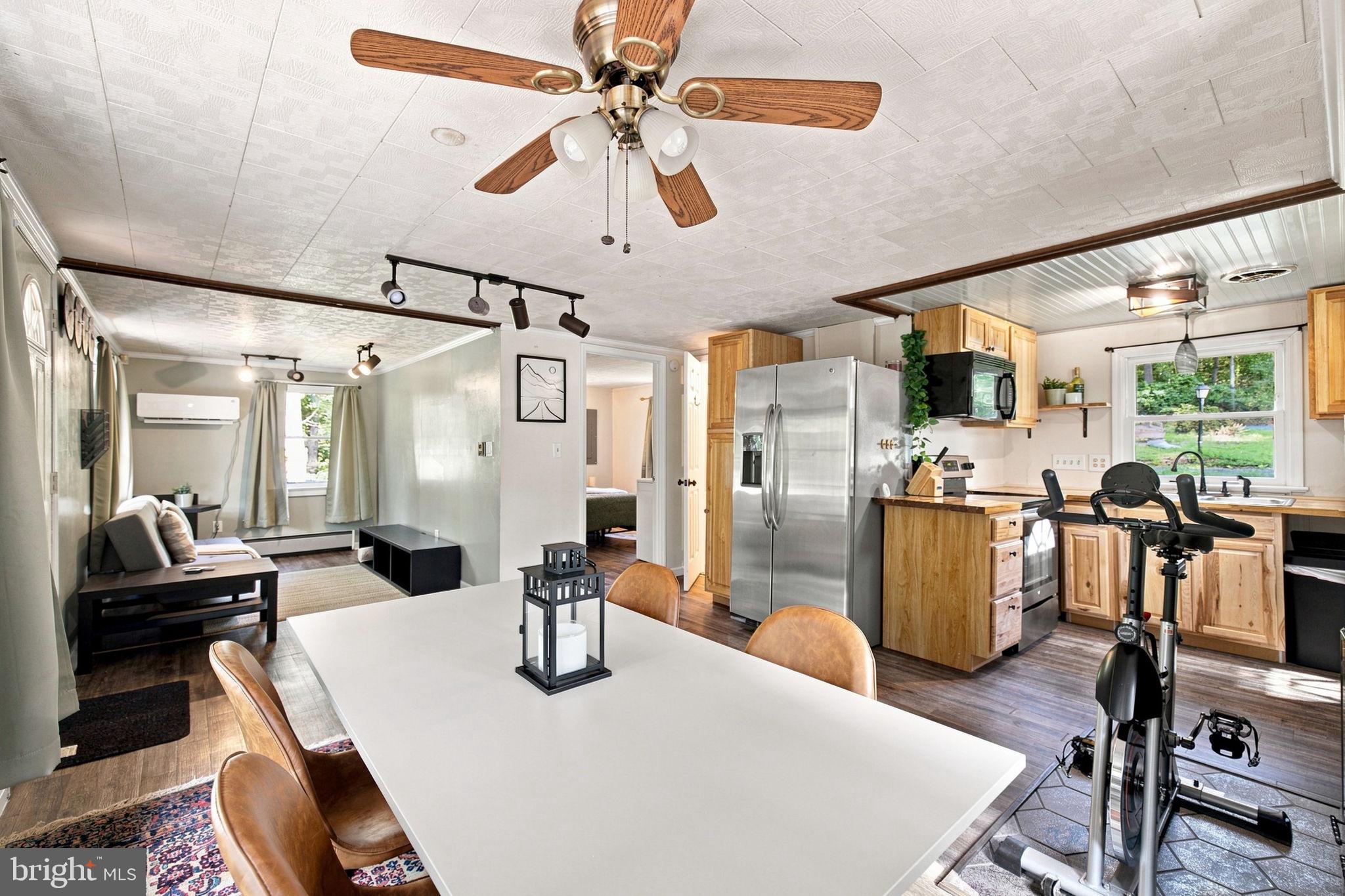 1454 PIN OAK ROAD