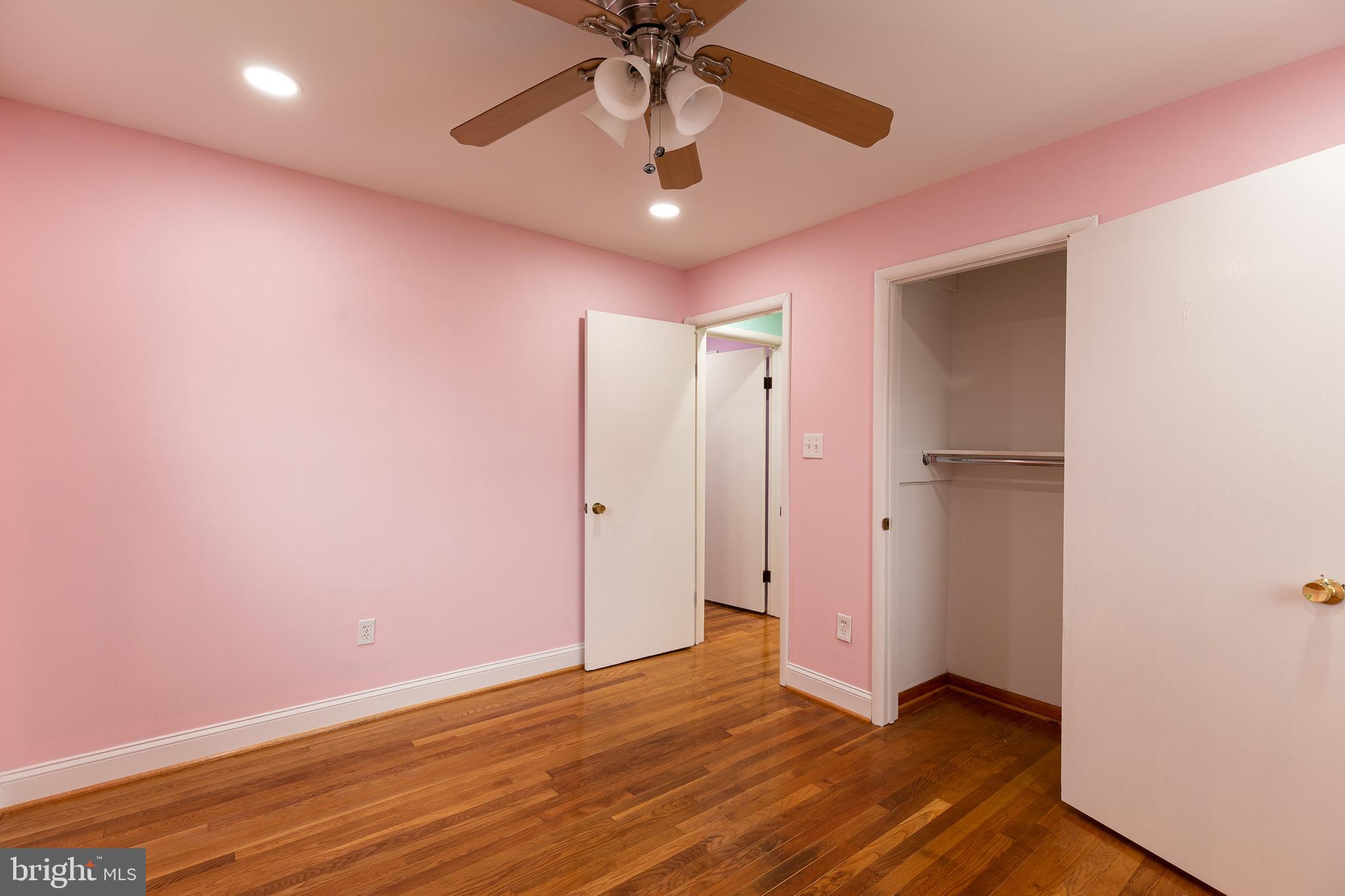 RITCHIE MANOR - Residential