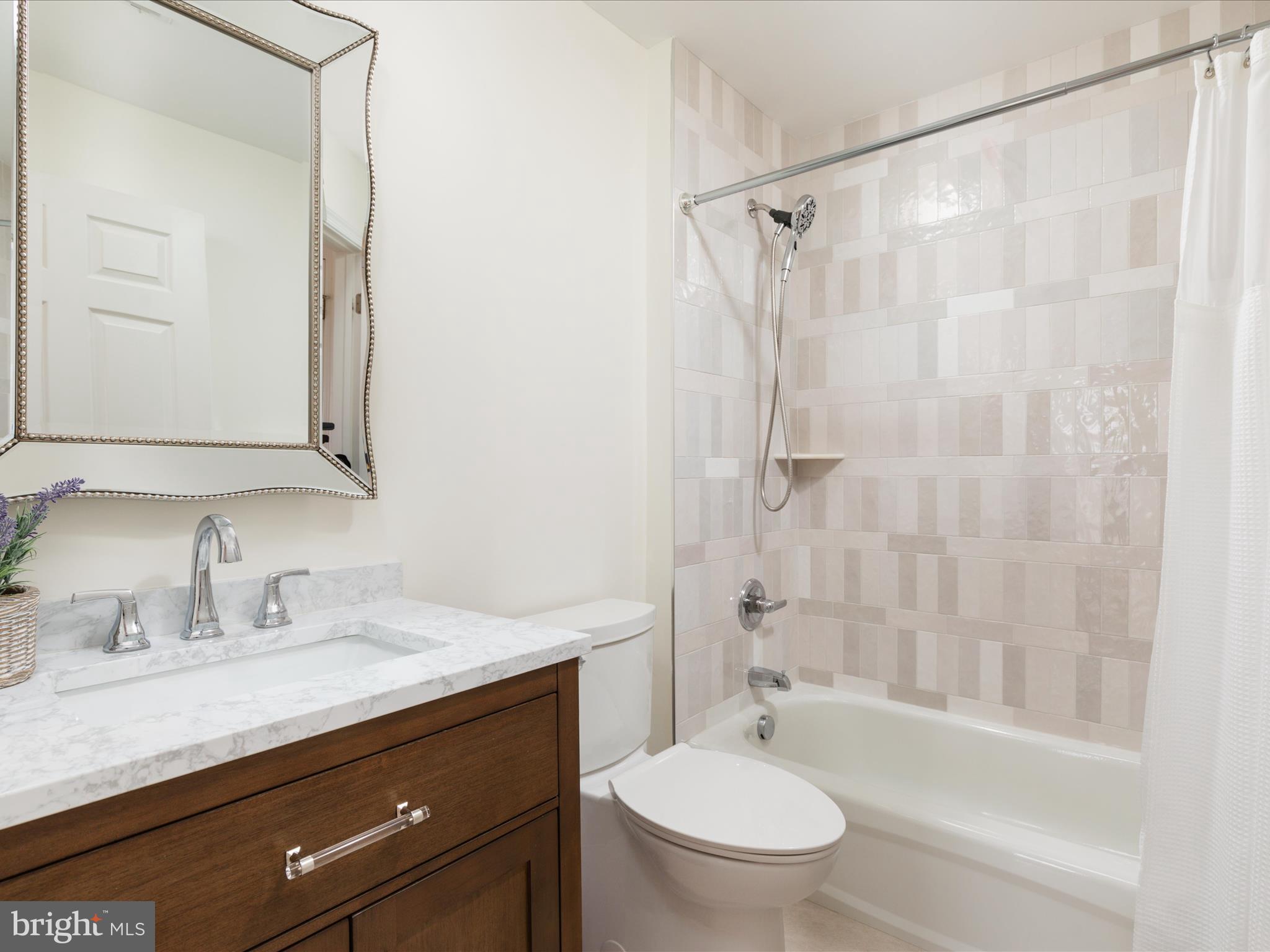 DOMINION VALLEY COUNTRY CLUB - Residential