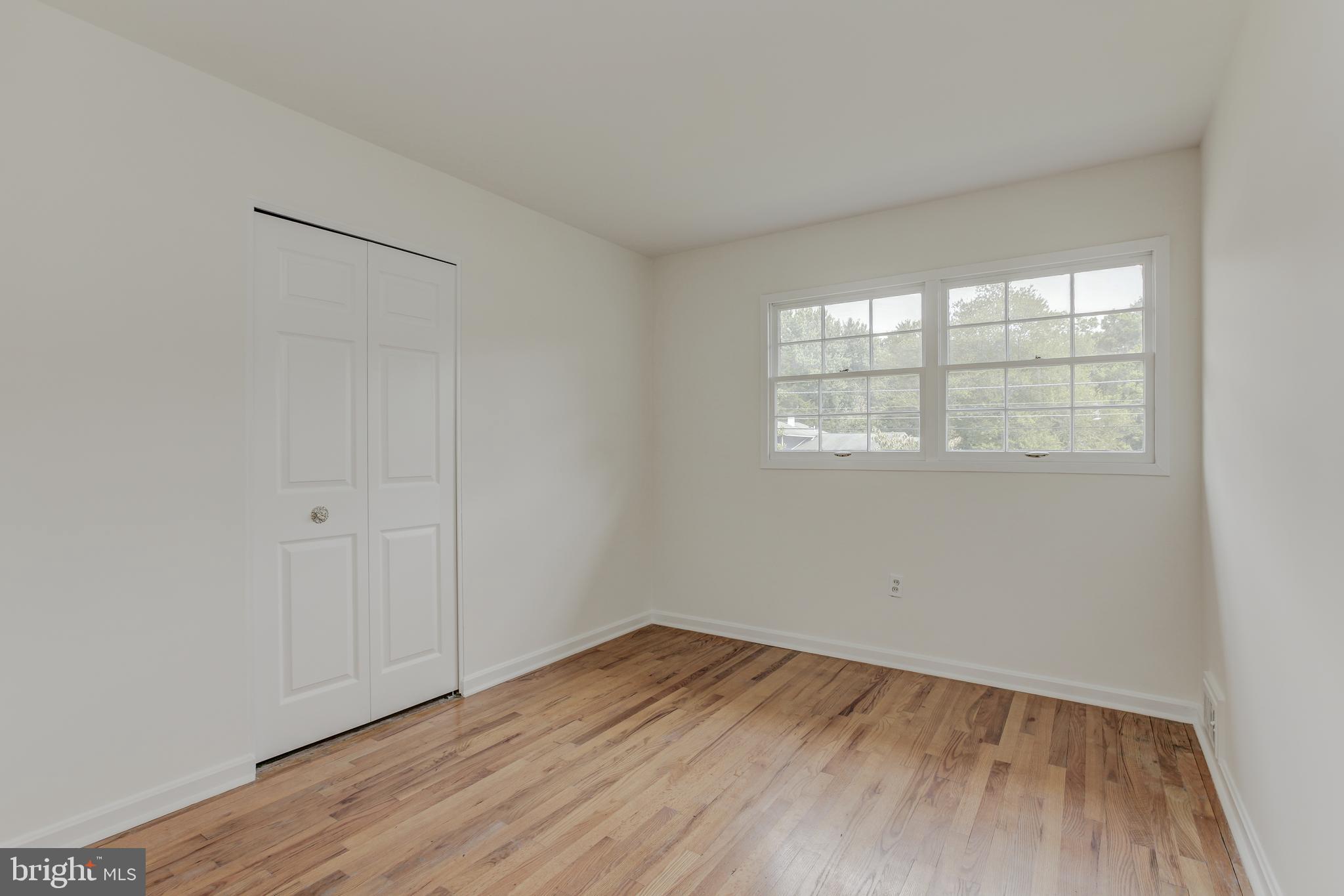 BEL PRE WOODS - Residential