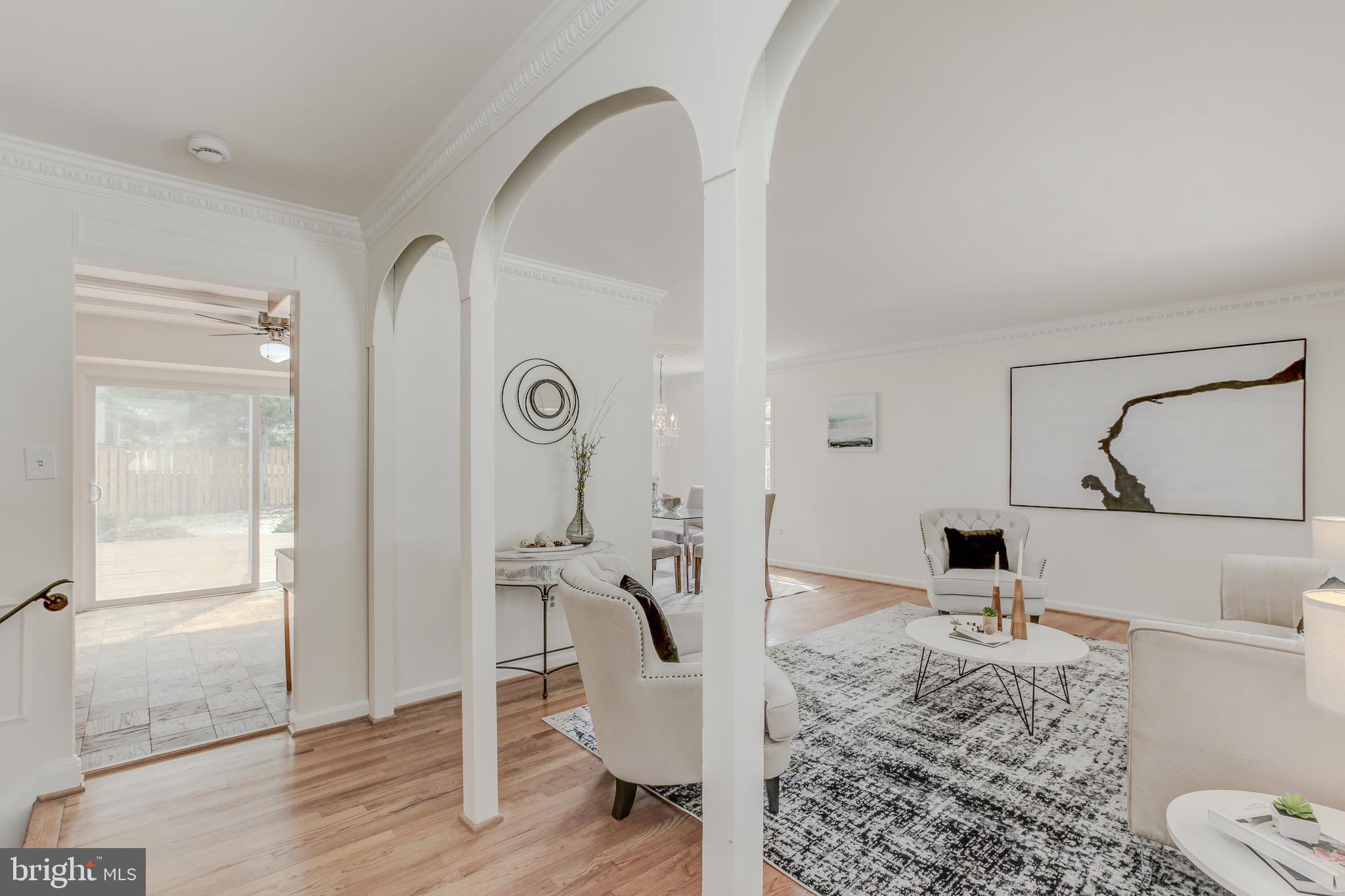 BEL PRE WOODS - Residential