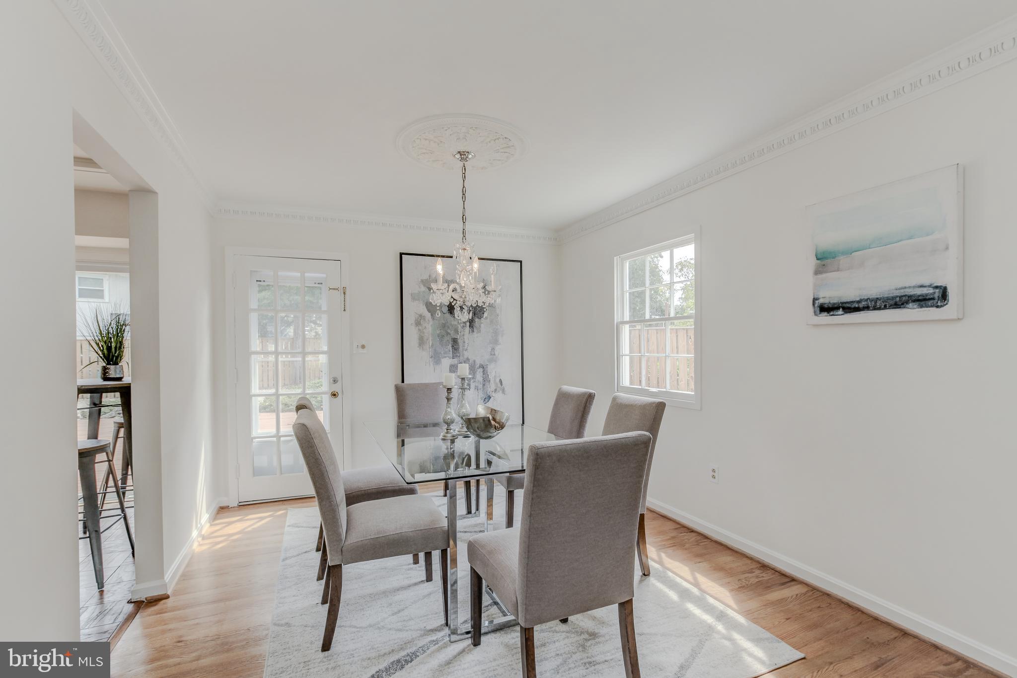 BEL PRE WOODS - Residential