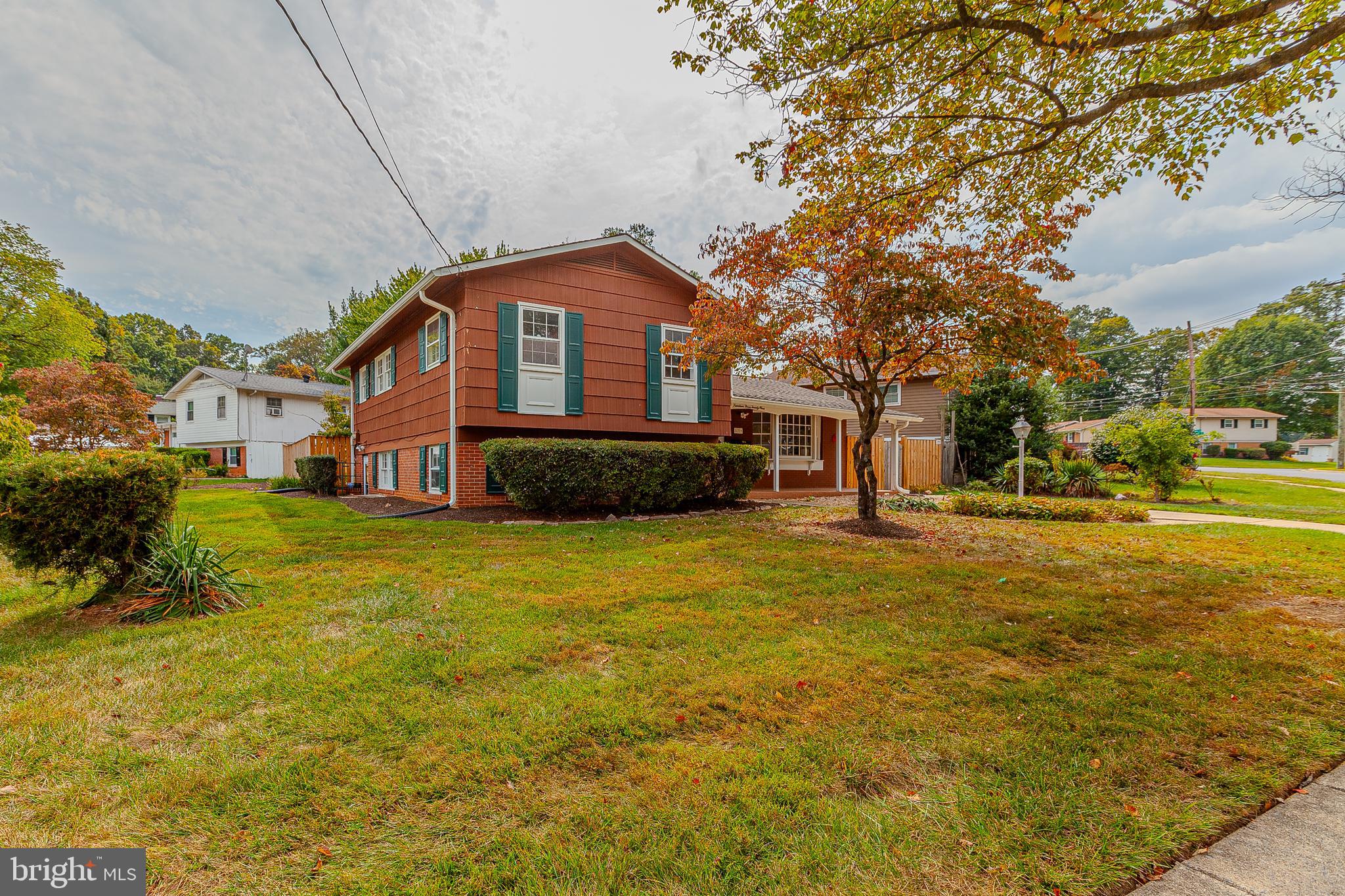 BEL PRE WOODS - Residential