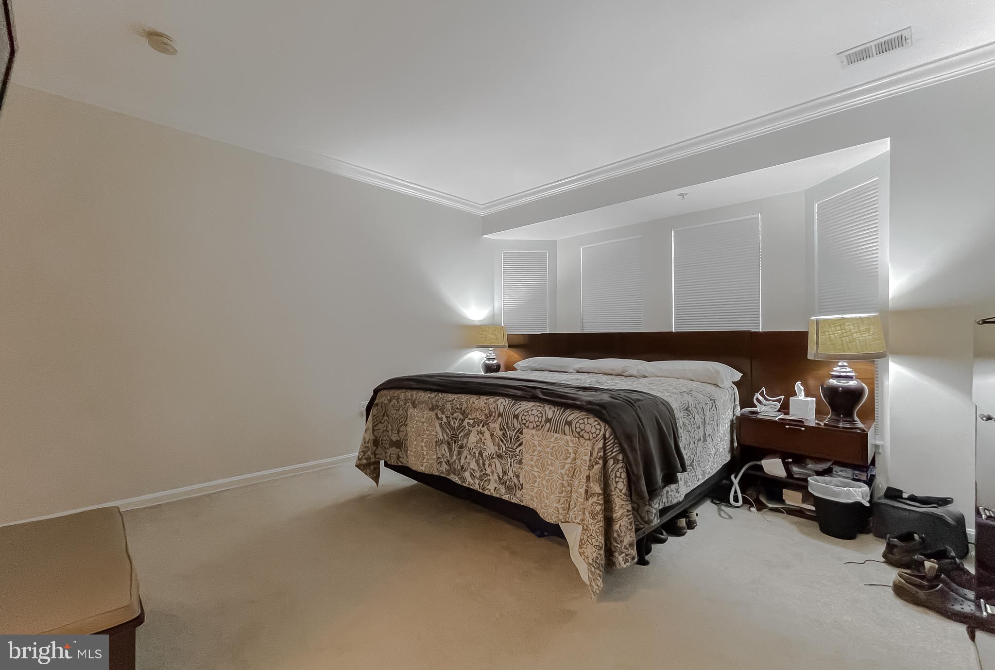 COLONIAL CHARLES - Residential