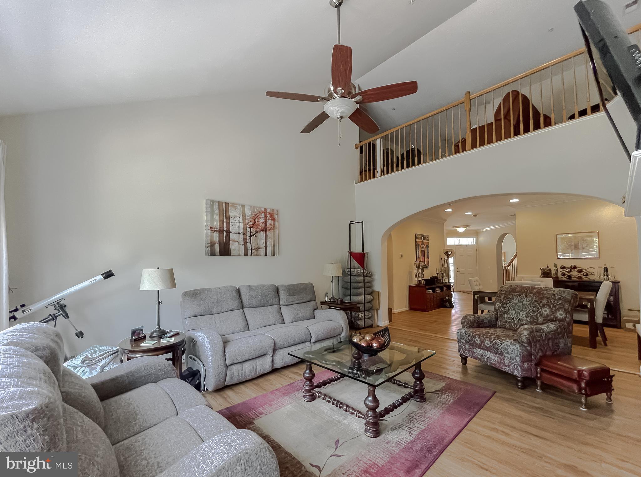 COLONIAL CHARLES - Residential