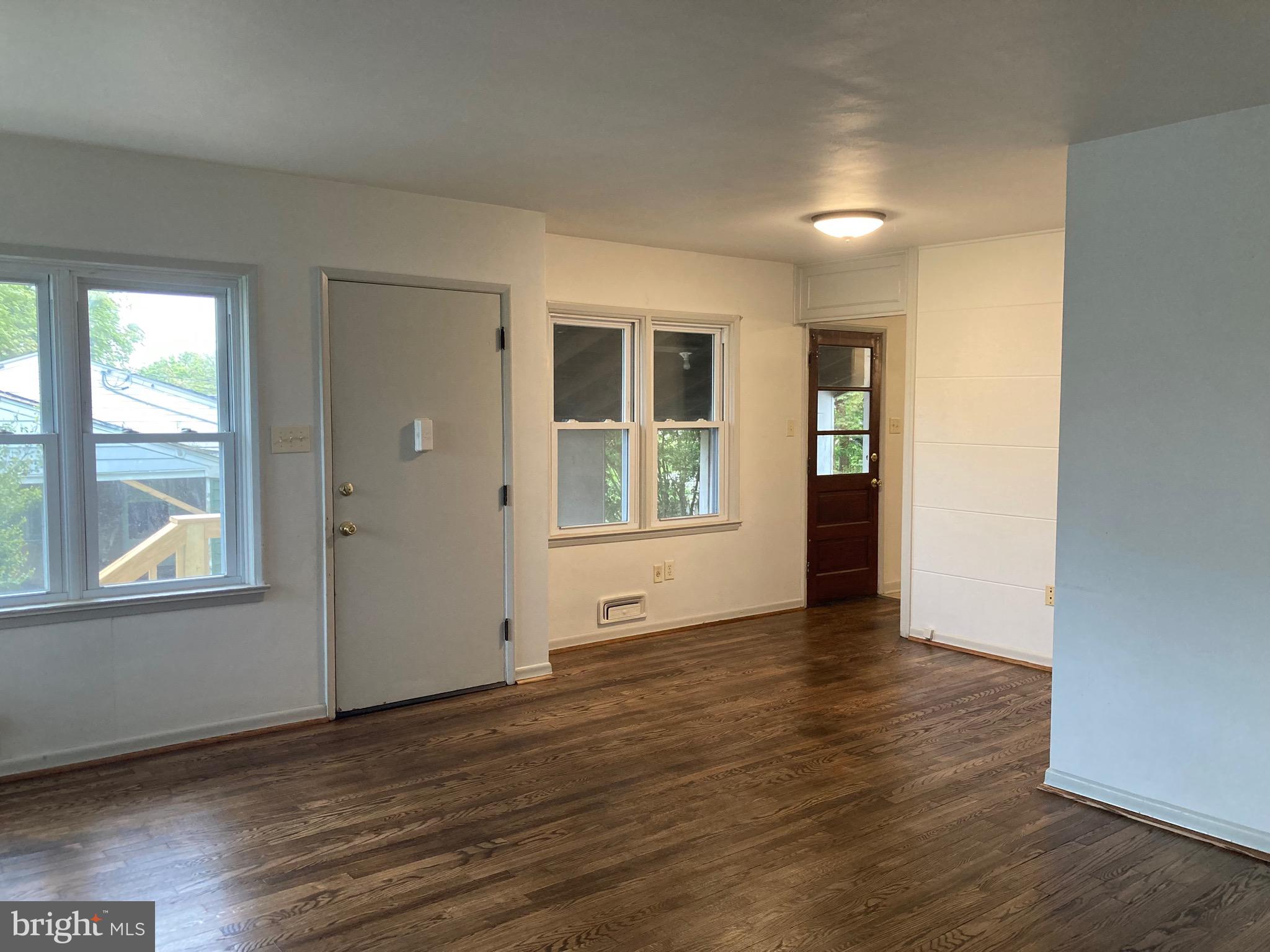 GREENBERRY HILLS - Residential Lease