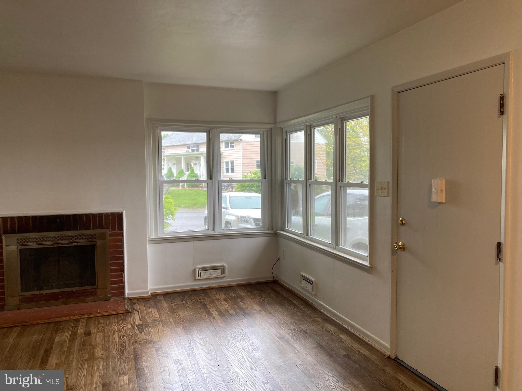 GREENBERRY HILLS - Residential Lease