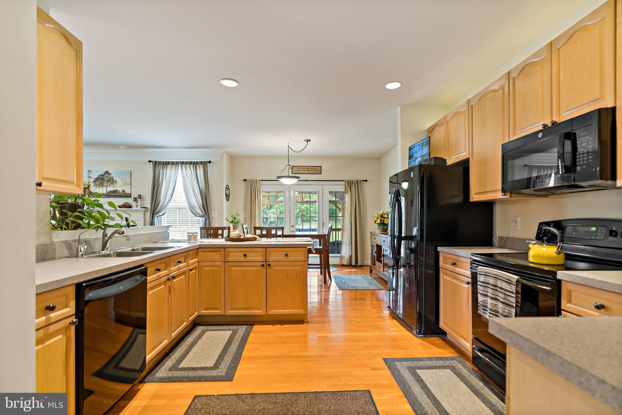 GEORGETOWN ORCHARDS - Residential